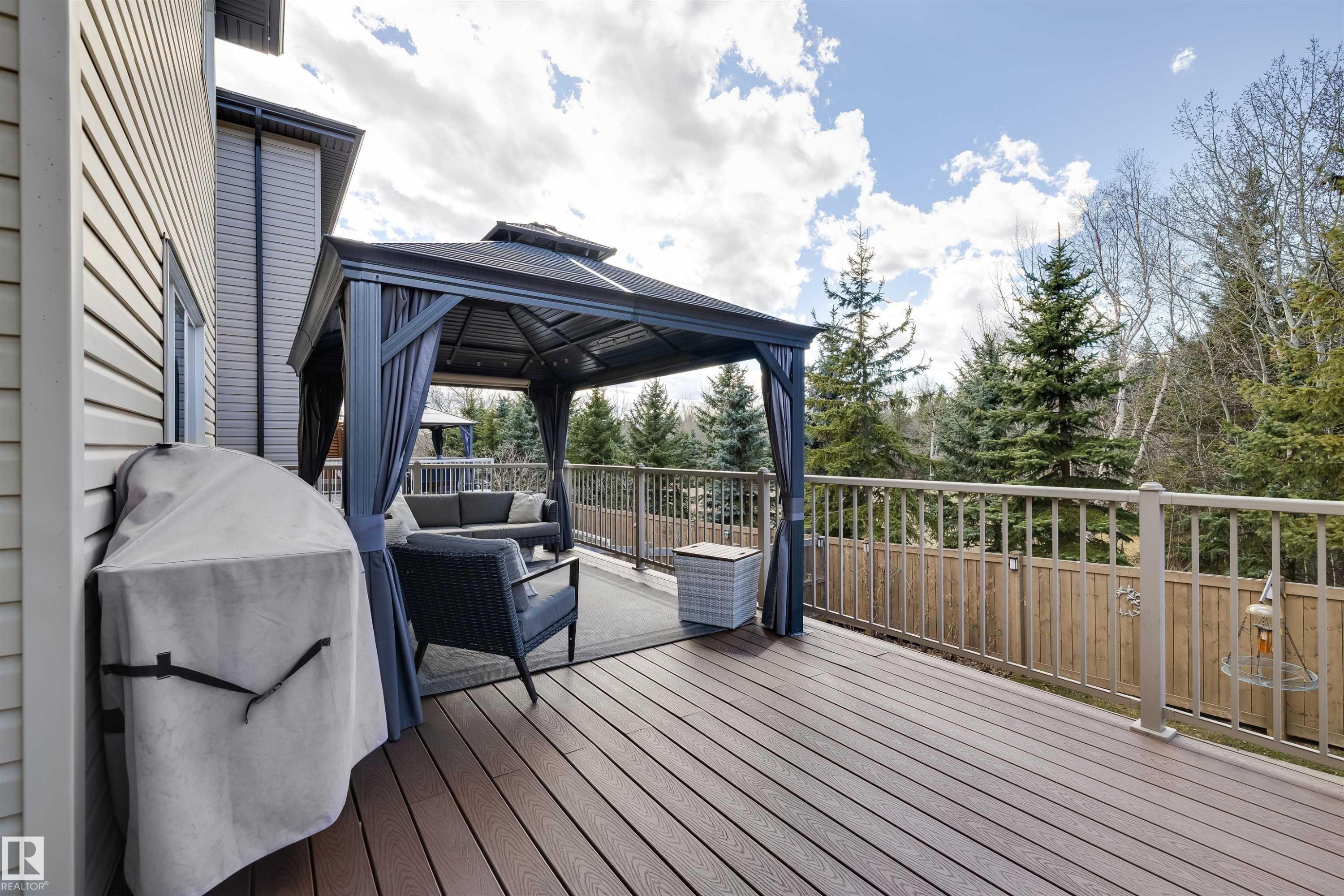 3353 Hilton Crescent, Edmonton, AB - Outdoor With Deck Patio Veranda With Exterior