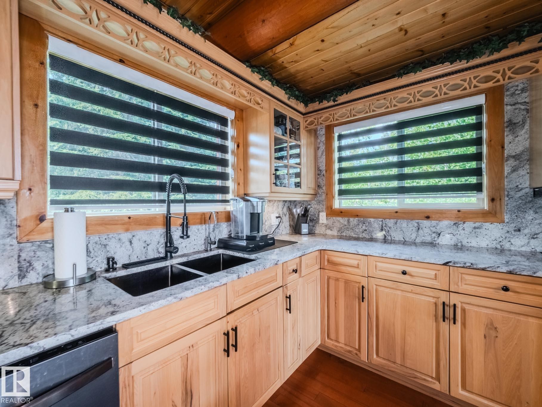 213 Lakeshore Drive, Rural Athabasca County, AB - Indoor Photo Showing Kitchen With Double Sink