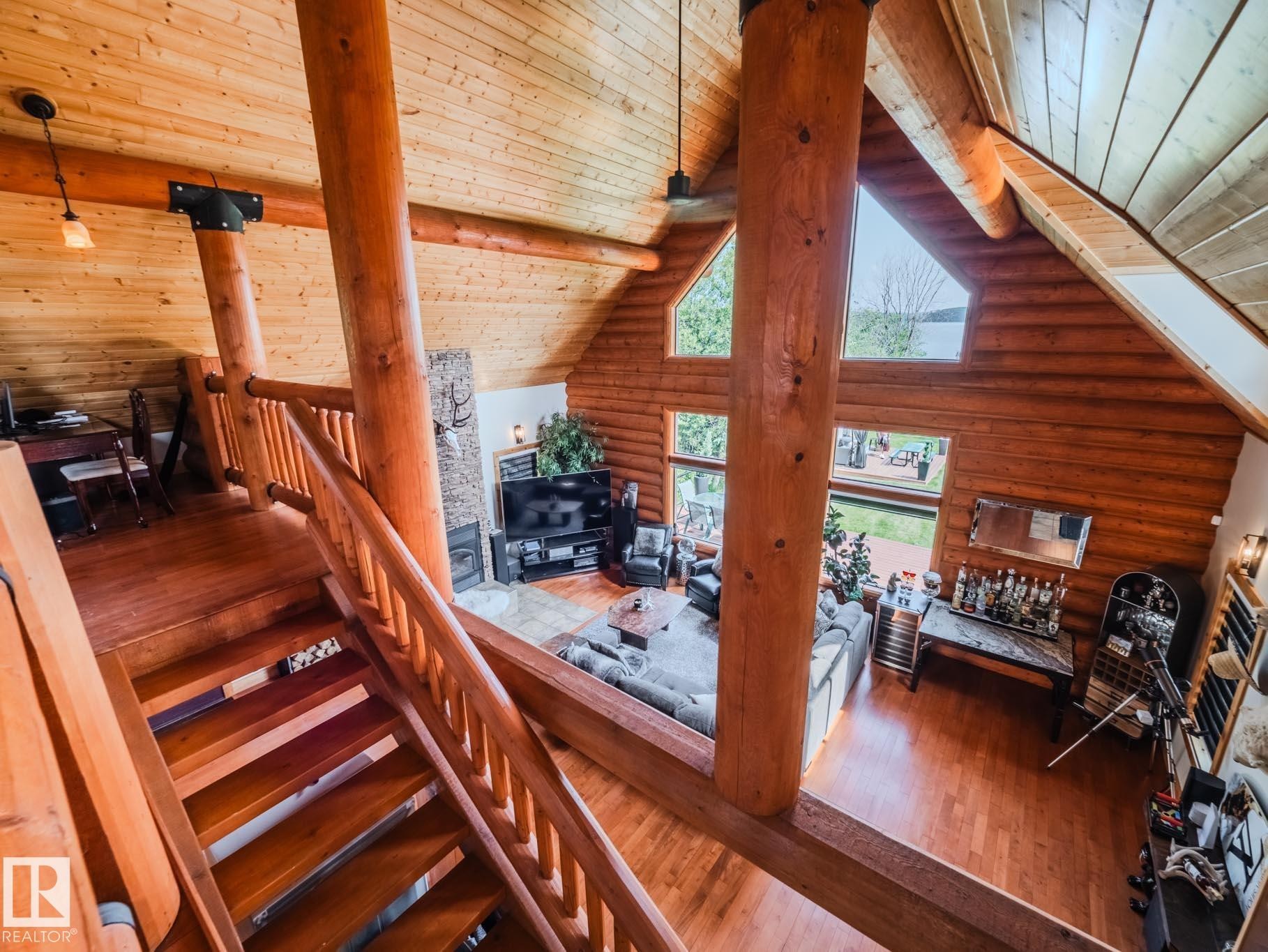 213 Lakeshore Drive, Rural Athabasca County, AB - Indoor Photo Showing Other Room