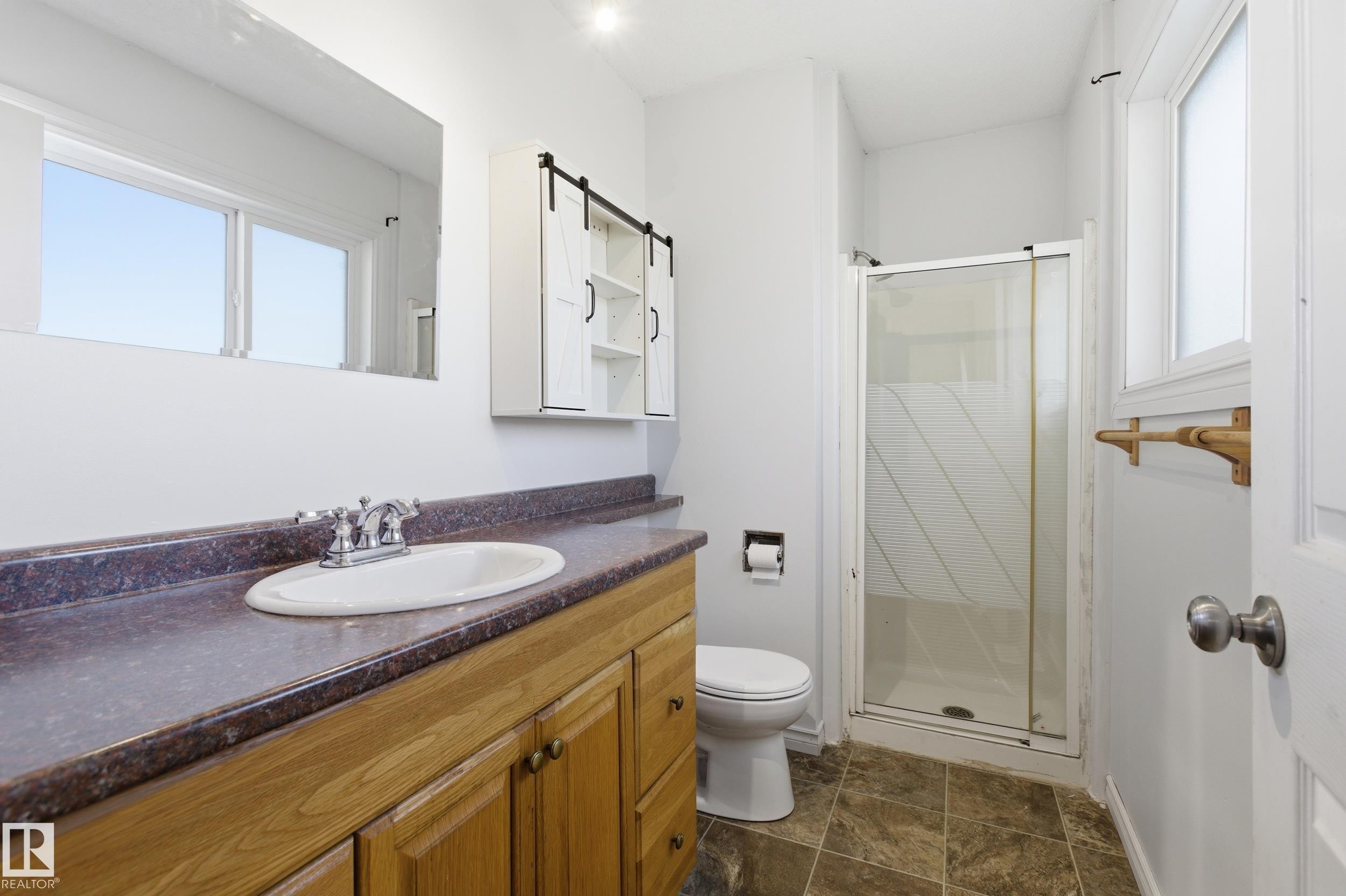 5319 49 Avenue, Onoway, AB - Indoor Photo Showing Bathroom