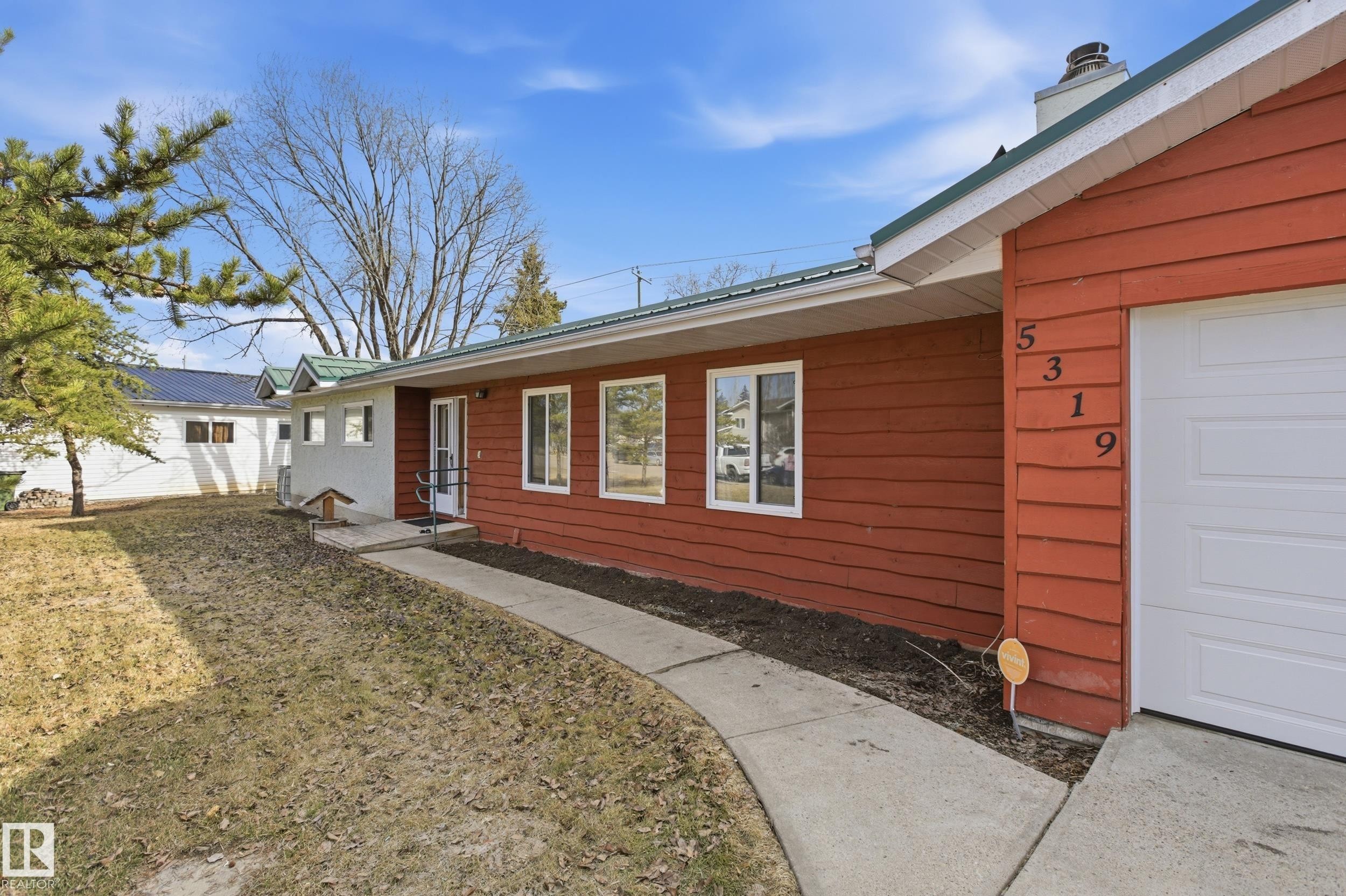 5319 49 Avenue, Onoway, AB - Outdoor