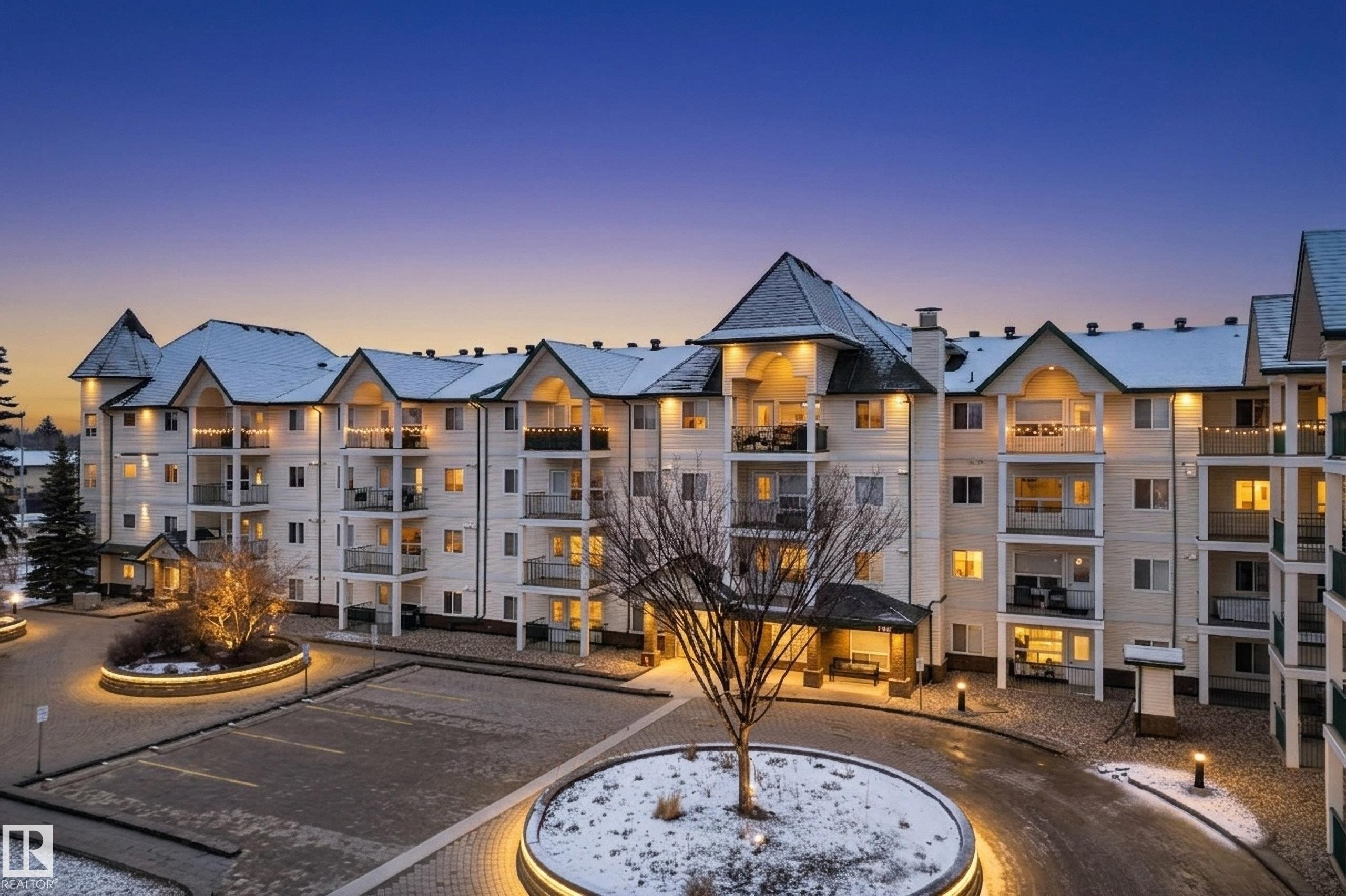 #113 13625 34 St Nw, Edmonton, AB - Outdoor With Facade