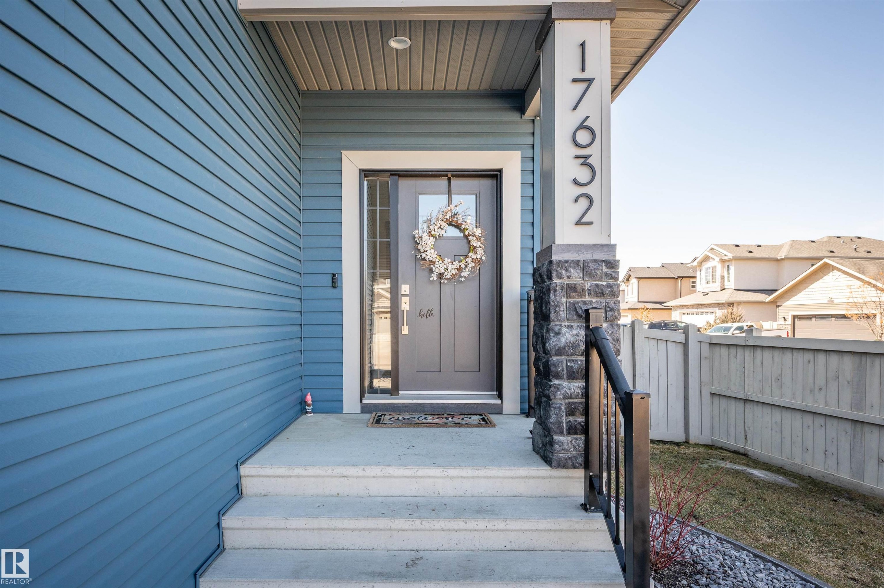 17632 77 Street, Edmonton, AB - Outdoor With Exterior