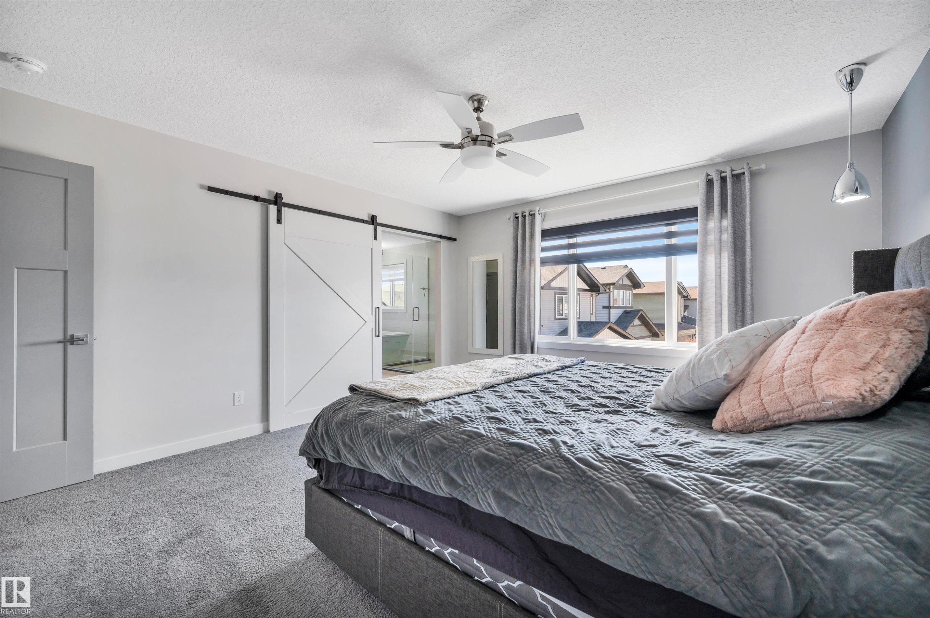 17632 77 Street, Edmonton, AB - Indoor Photo Showing Bedroom