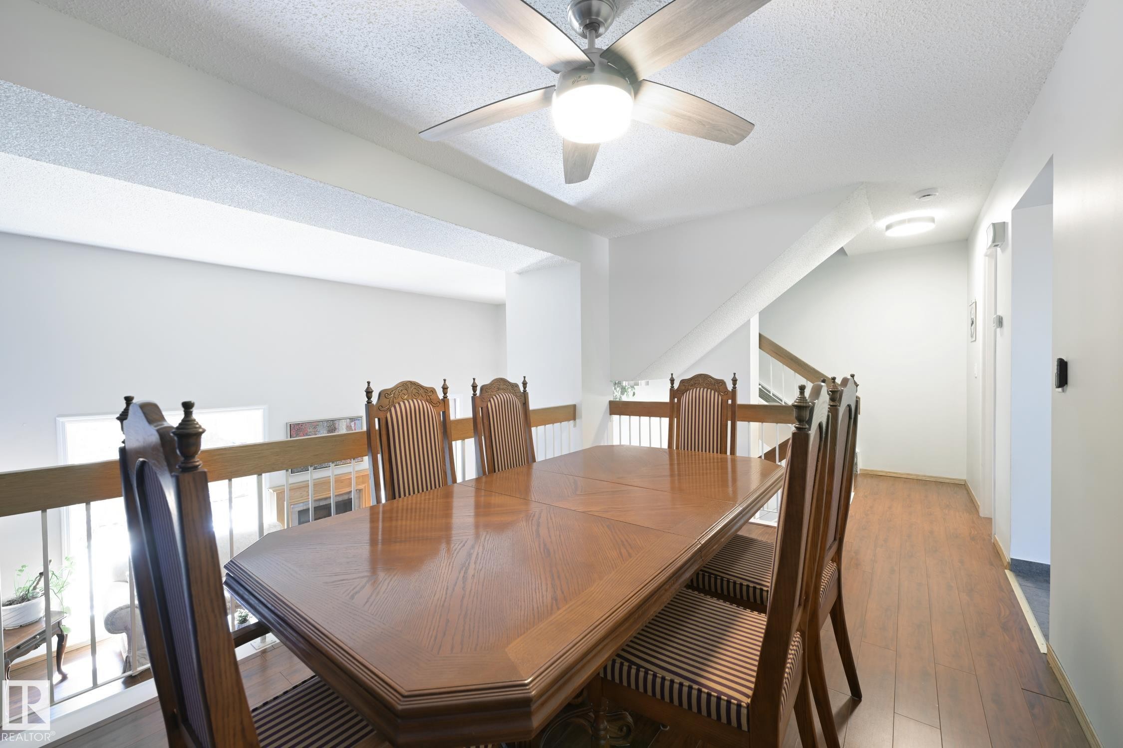 15 Glaewyn Es, St. Albert, AB - Indoor Photo Showing Dining Room