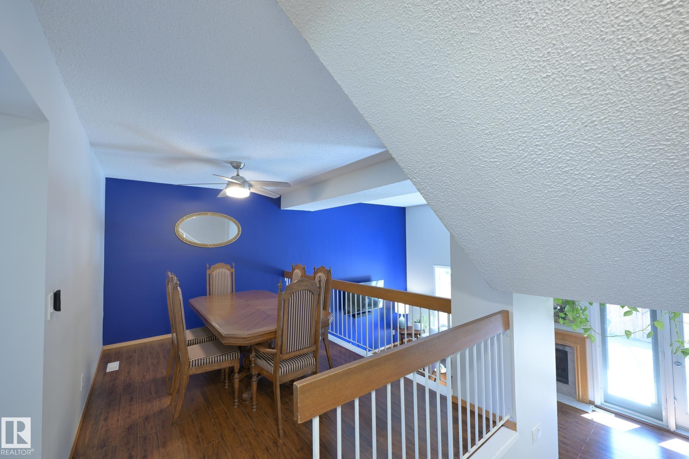 15 Glaewyn Es, St. Albert, AB - Indoor