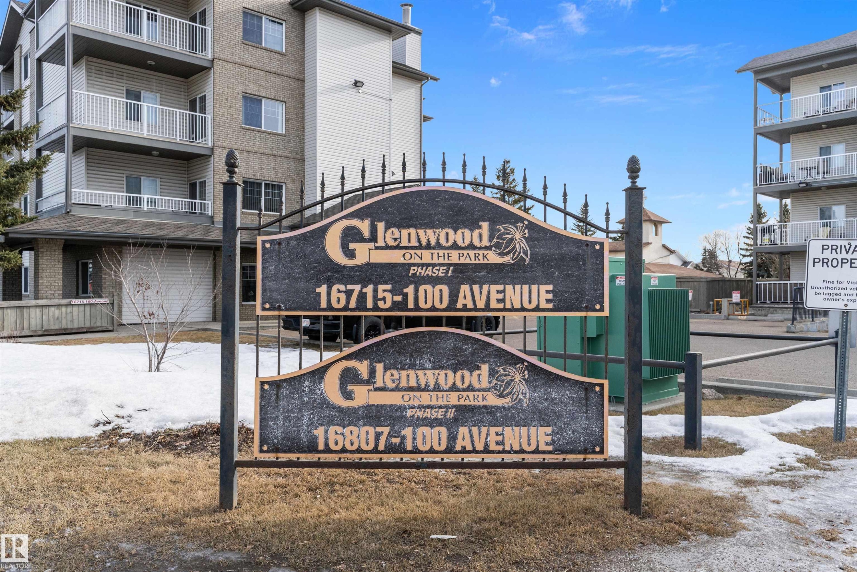 211 16715 100 Avenue, Edmonton, AB - Outdoor