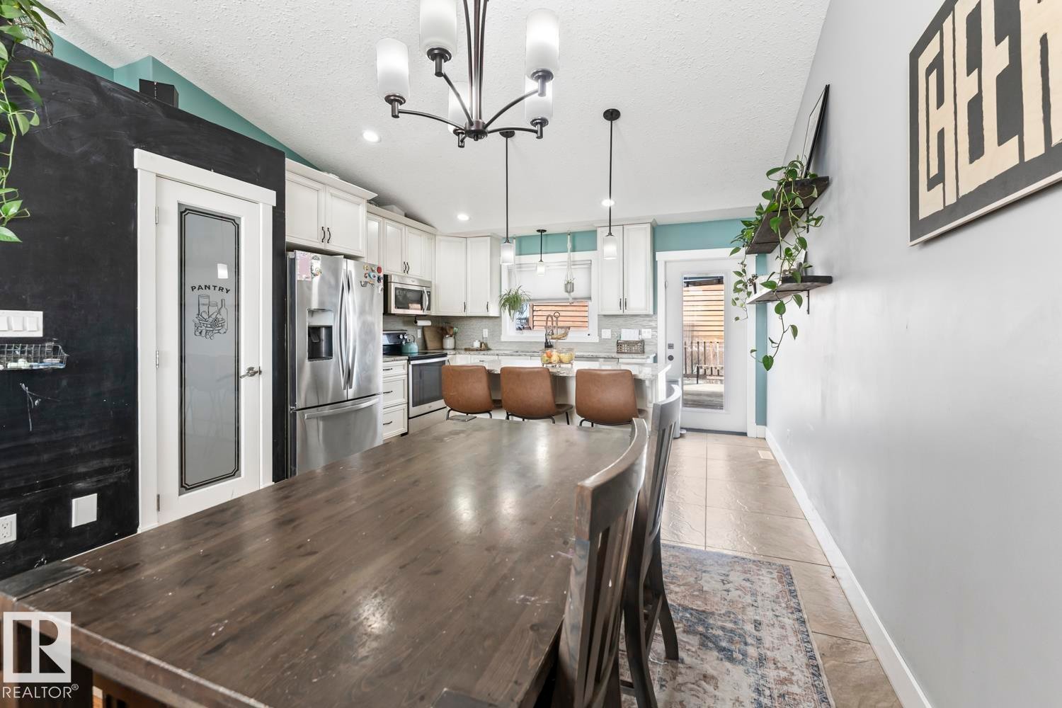 5706 Meadow Way, Cold Lake, AB - Indoor