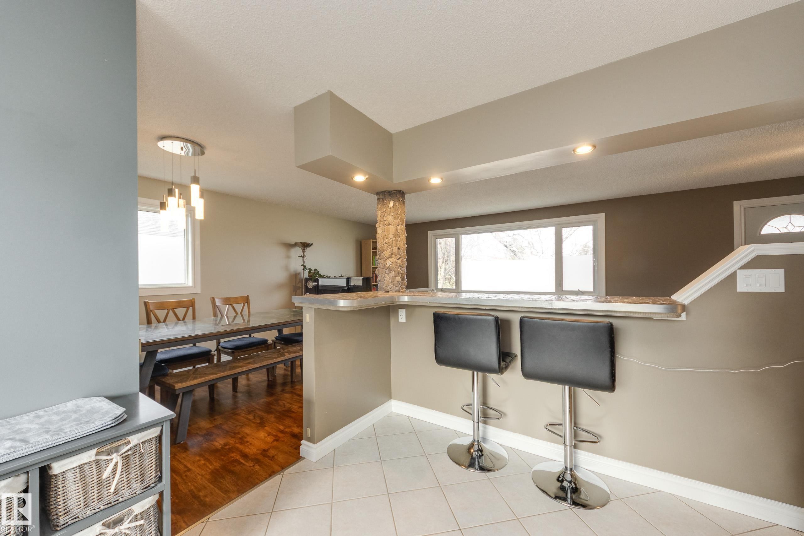 14227 74 Street, Edmonton, AB - Indoor