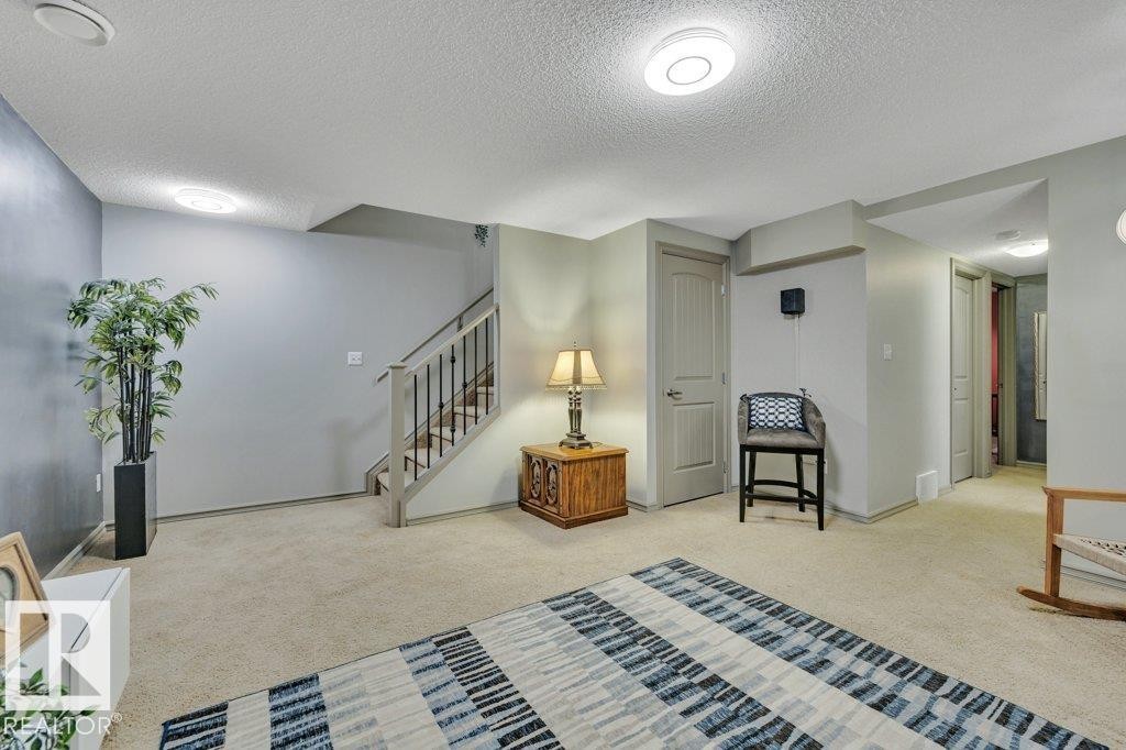 1611 63 Street, Edmonton, AB - Indoor Photo Showing Other Room