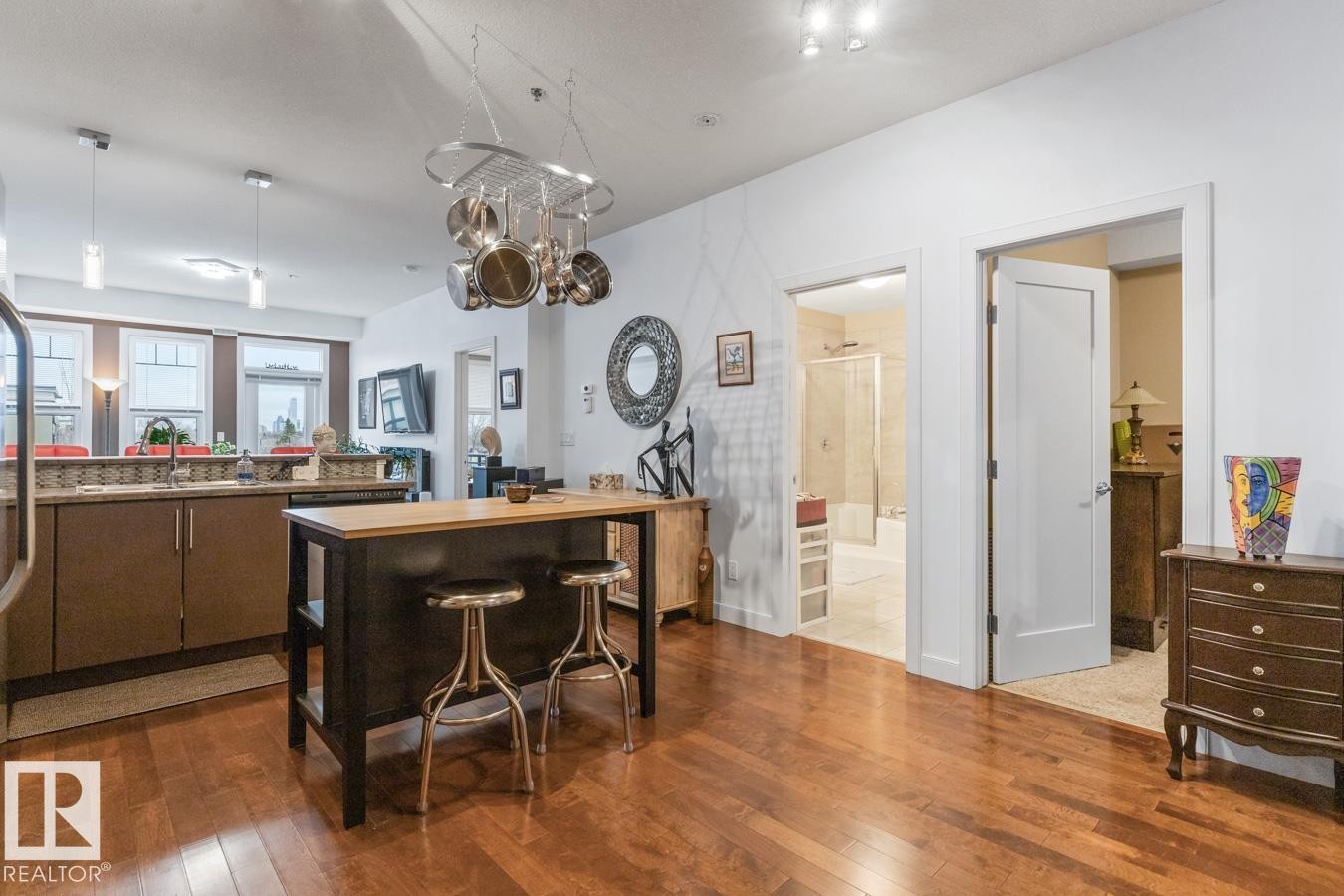 406 10808 71 Avenue, Edmonton, AB - Indoor