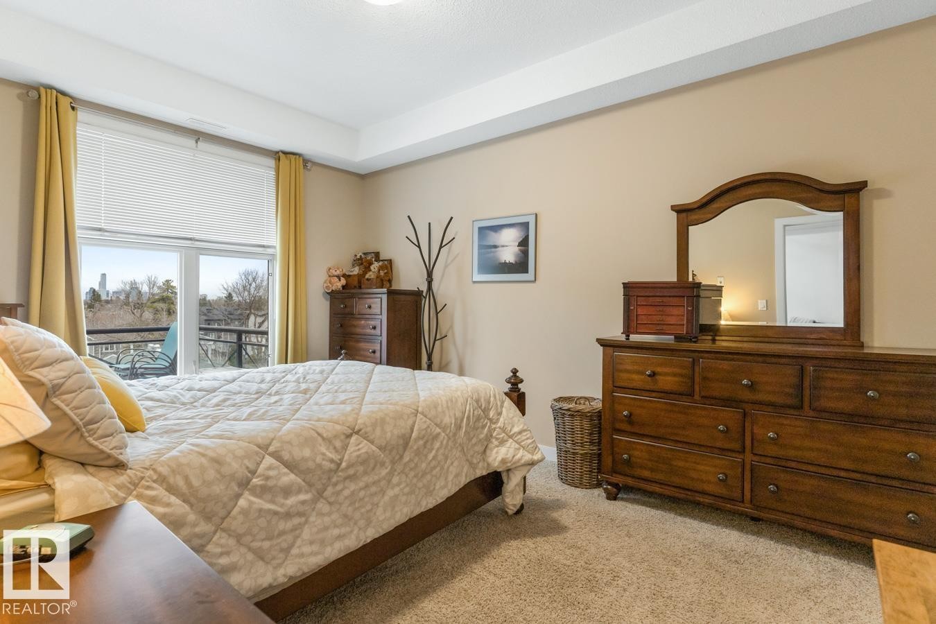 406 10808 71 Avenue, Edmonton, AB - Indoor Photo Showing Bedroom