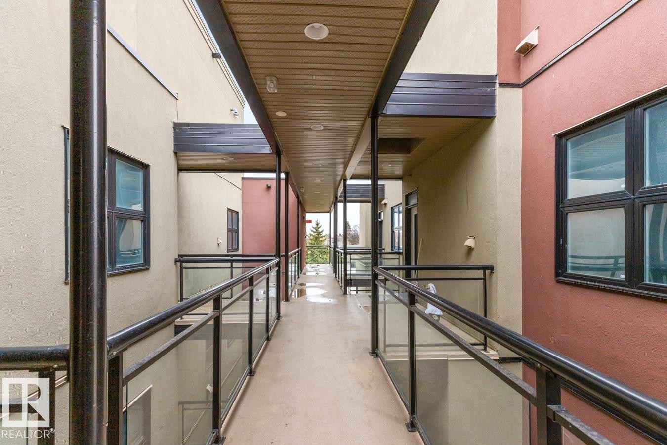406 10808 71 Avenue, Edmonton, AB - Indoor Photo Showing Other Room