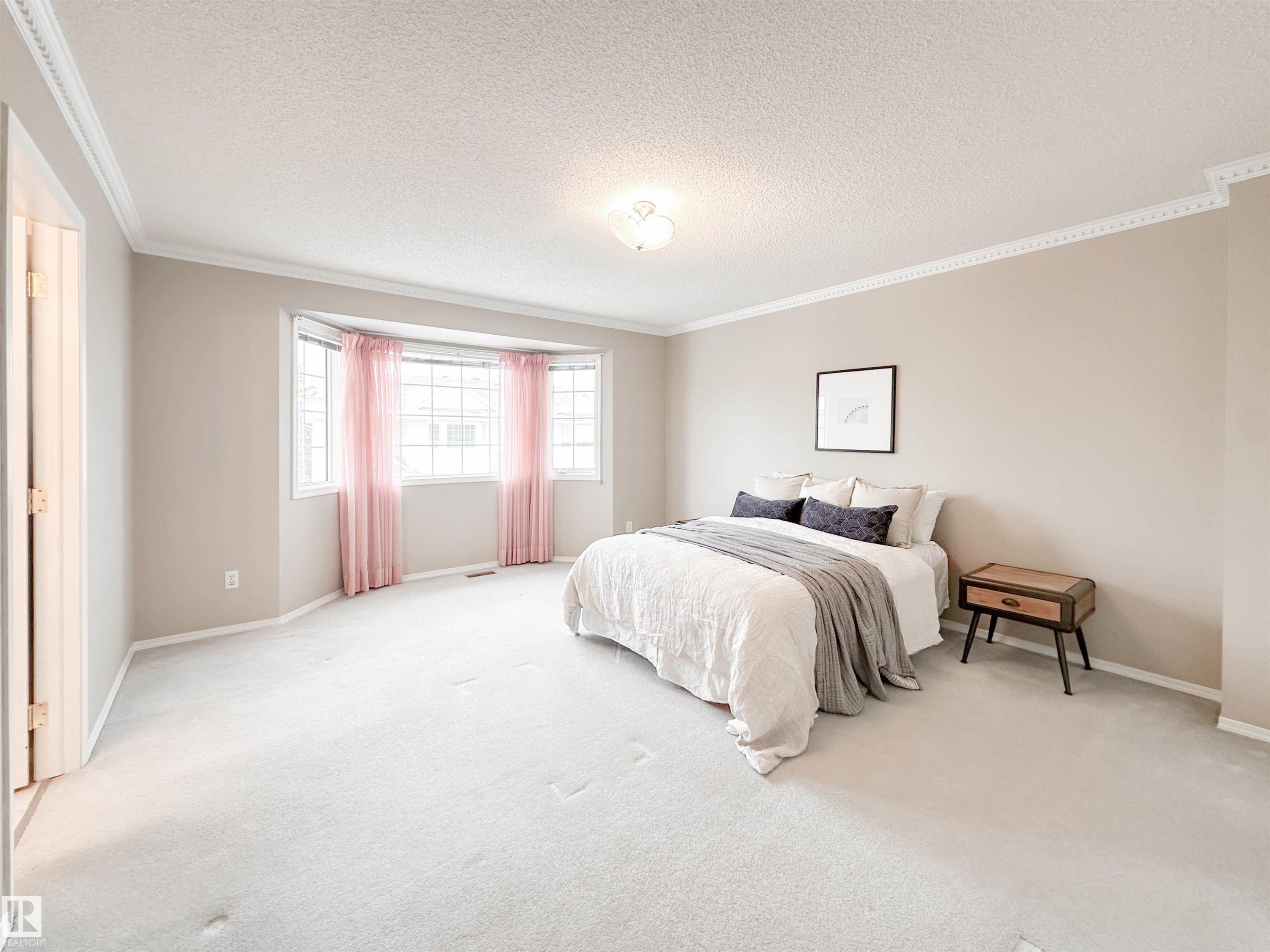 3 10 Devon Close, St. Albert, AB - Indoor Photo Showing Bedroom