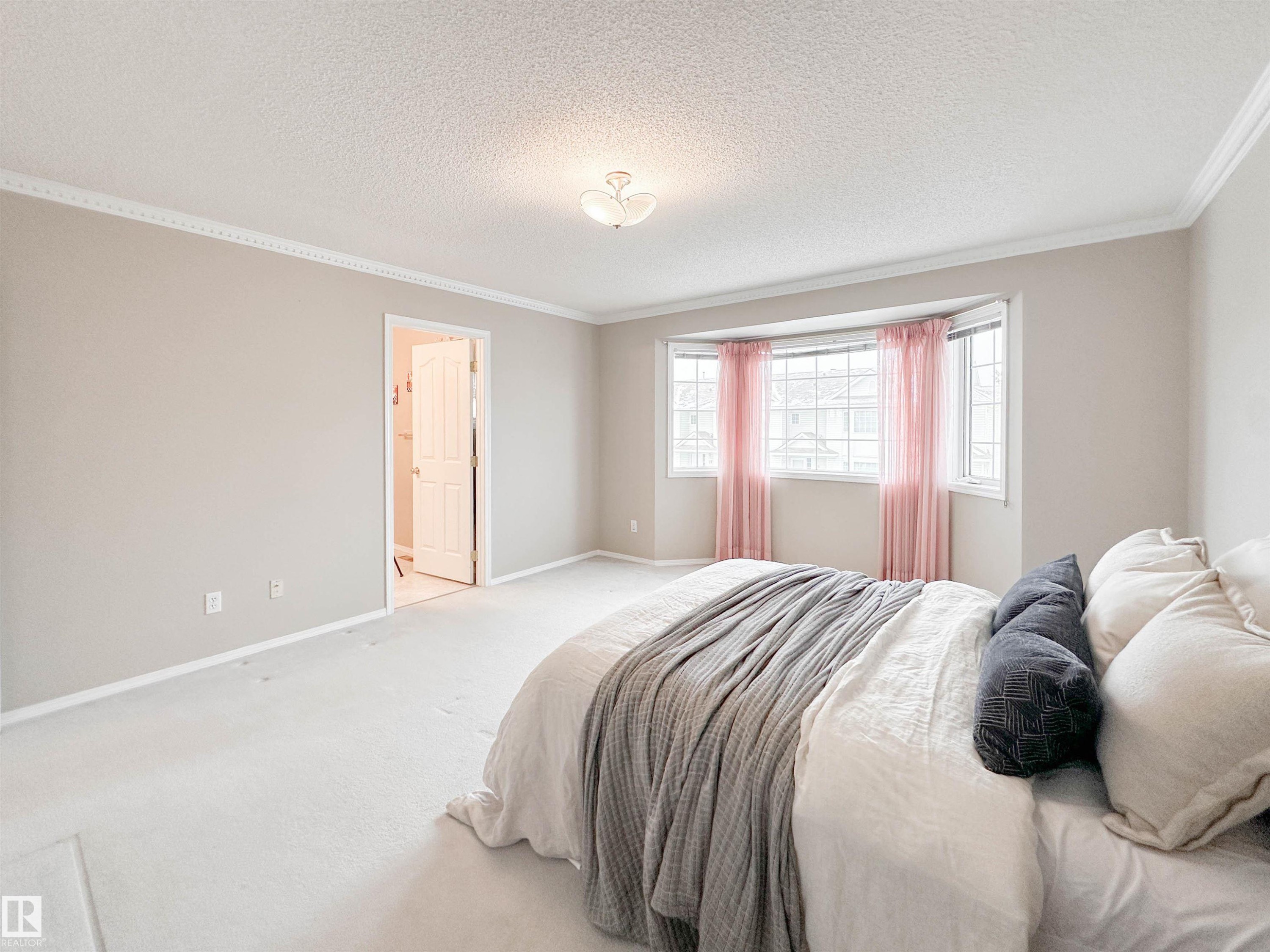 3 10 Devon Close, St. Albert, AB - Indoor Photo Showing Bedroom