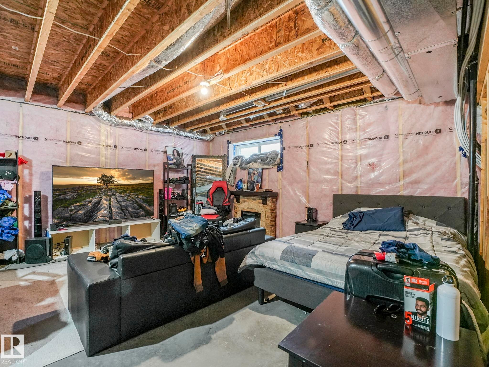 7808 174 Avenue, Edmonton, AB - Indoor Photo Showing Basement