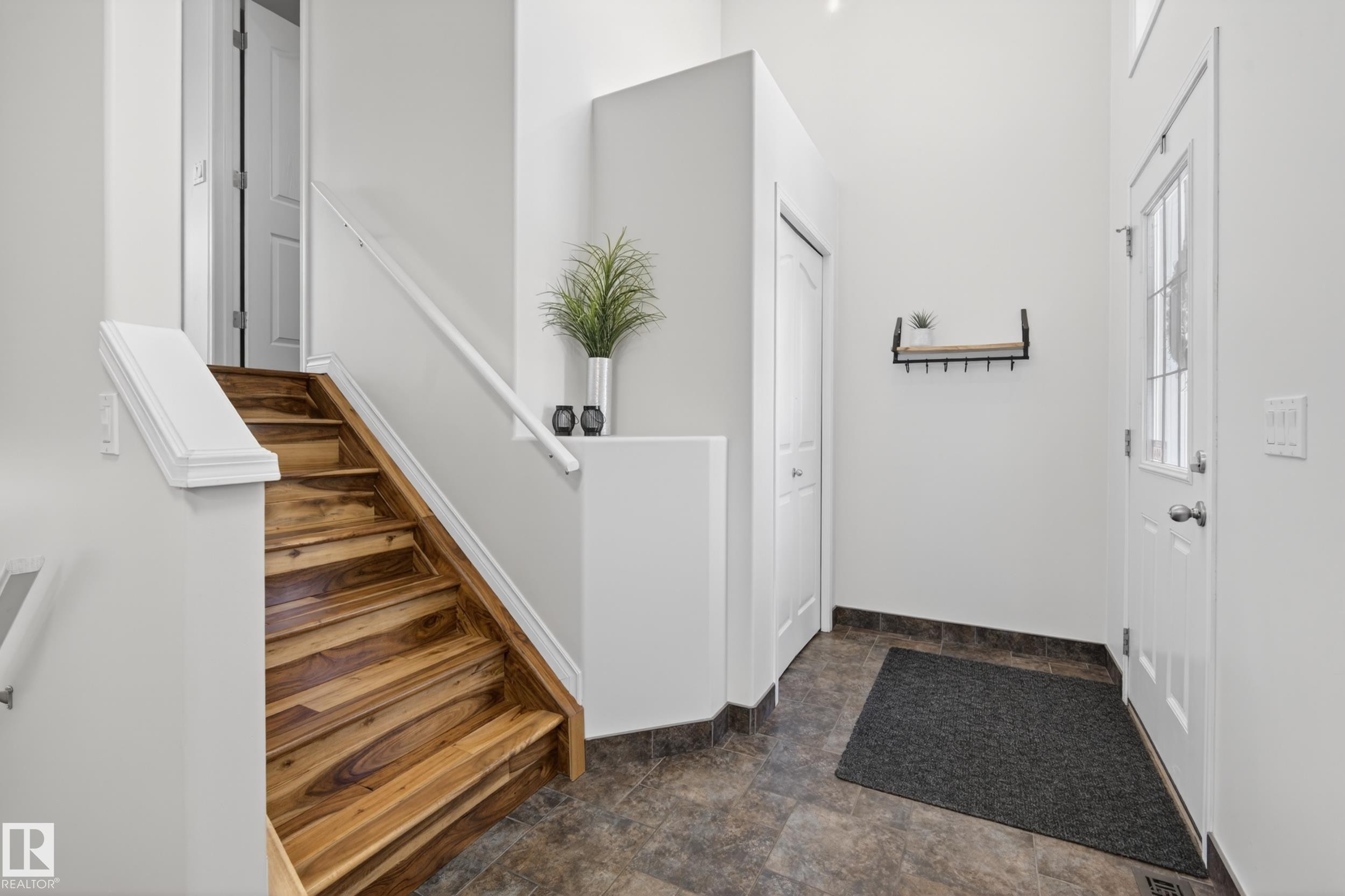 339 Foxboro Drive, Sherwood Park, AB - Indoor Photo Showing Other Room