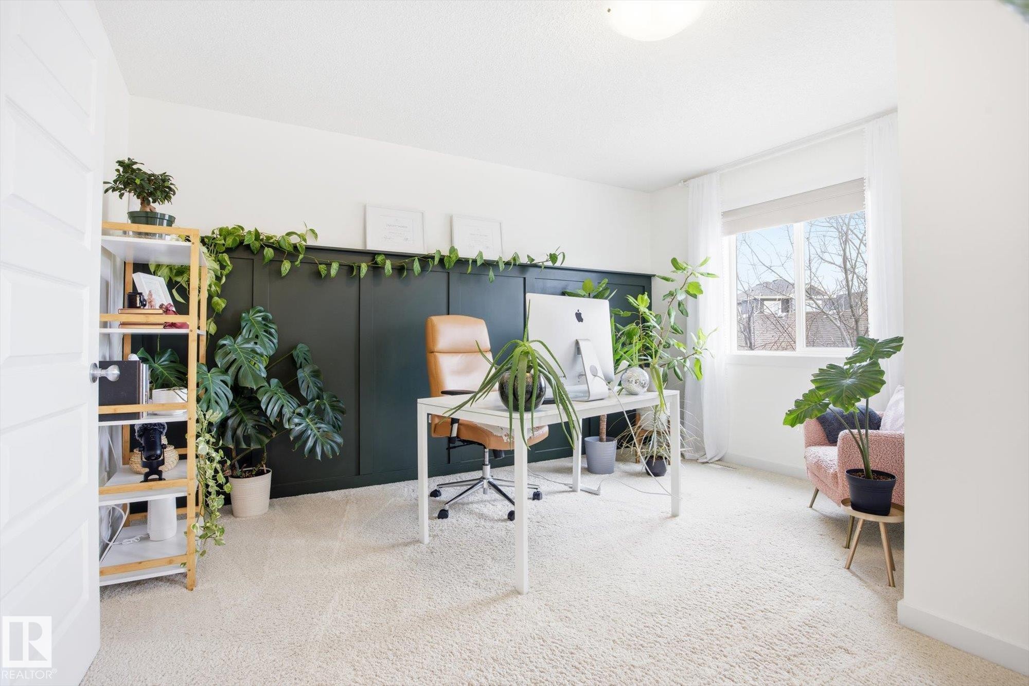 2061 Trumpeter Way, Edmonton, AB - Indoor