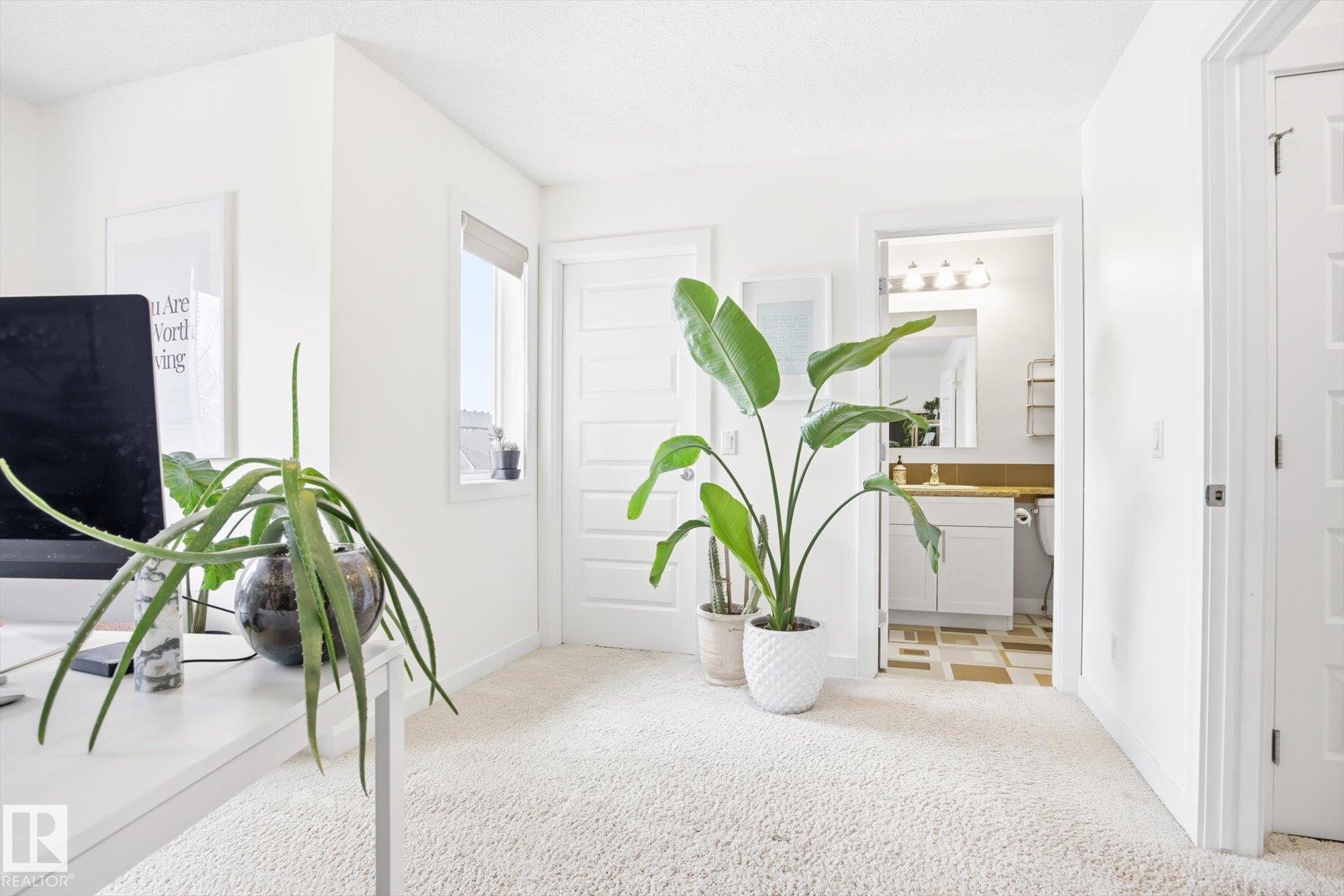 2061 Trumpeter Way, Edmonton, AB - Indoor Photo Showing Other Room