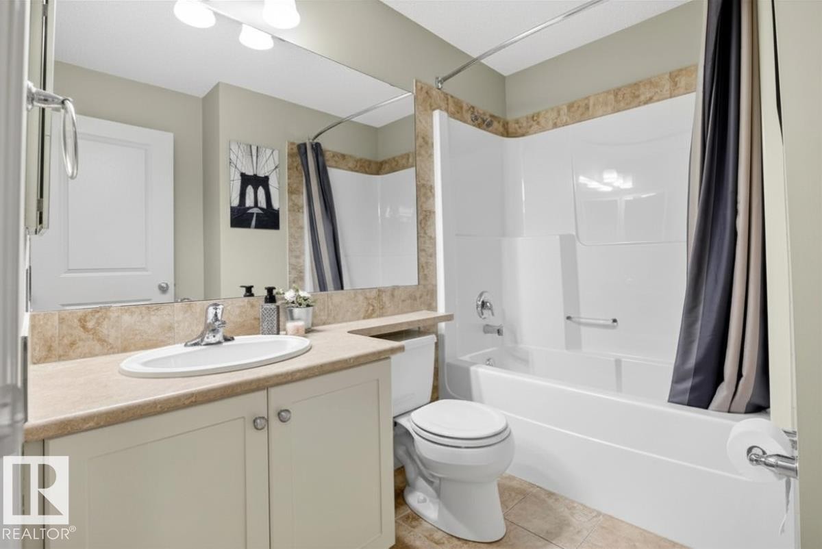 6072 Stanton Drive, Edmonton, AB - Indoor Photo Showing Bathroom