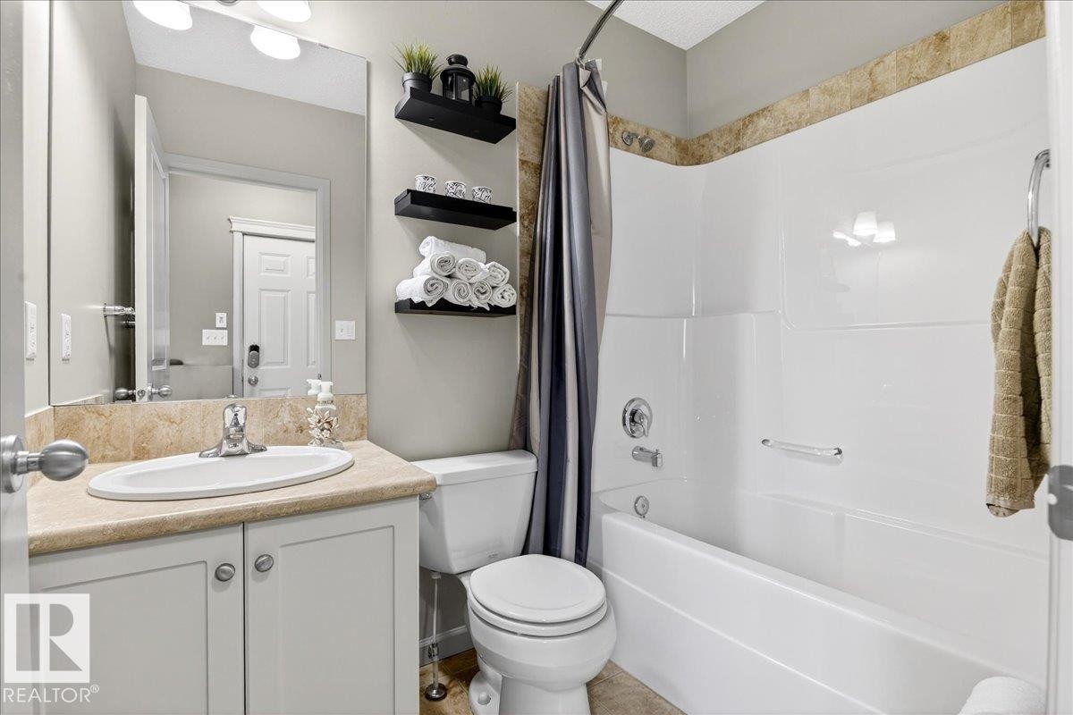6072 Stanton Drive, Edmonton, AB - Indoor Photo Showing Bathroom