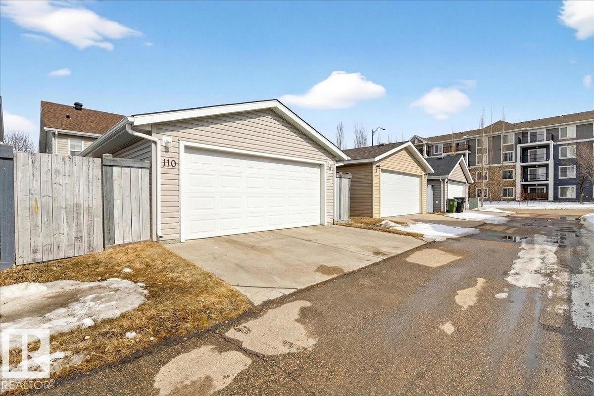 6072 Stanton Drive, Edmonton, AB - Outdoor
