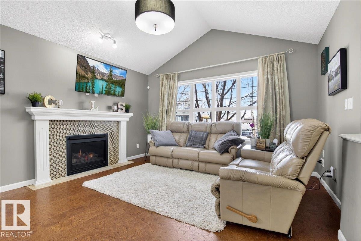 6072 Stanton Drive, Edmonton, AB - Indoor Photo Showing Living Room With Fireplace