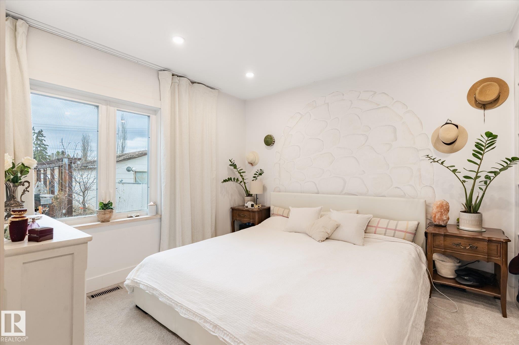 5016 44 Ave, Calmar, AB - Indoor Photo Showing Bedroom