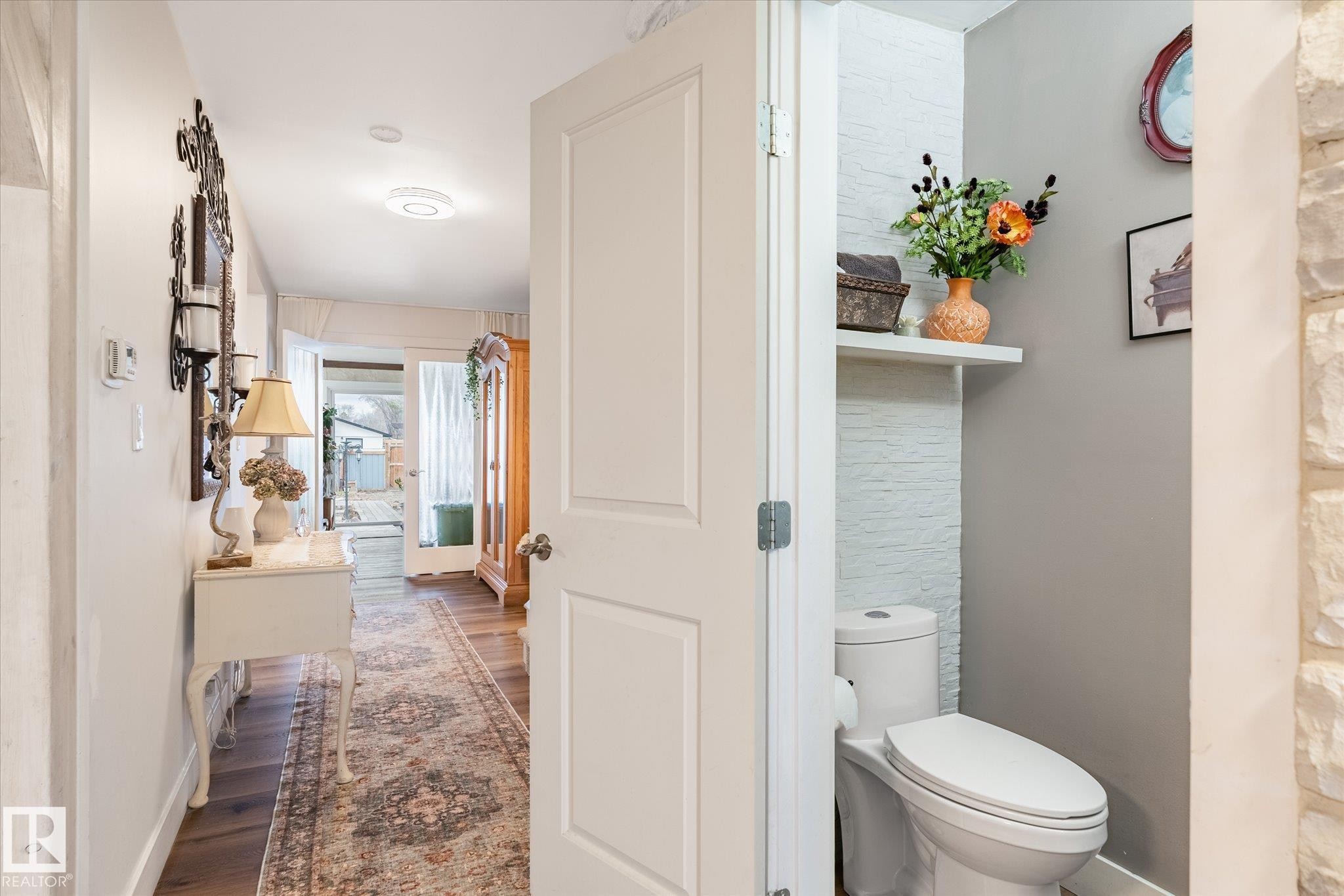 5016 44 Ave, Calmar, AB - Indoor Photo Showing Bathroom