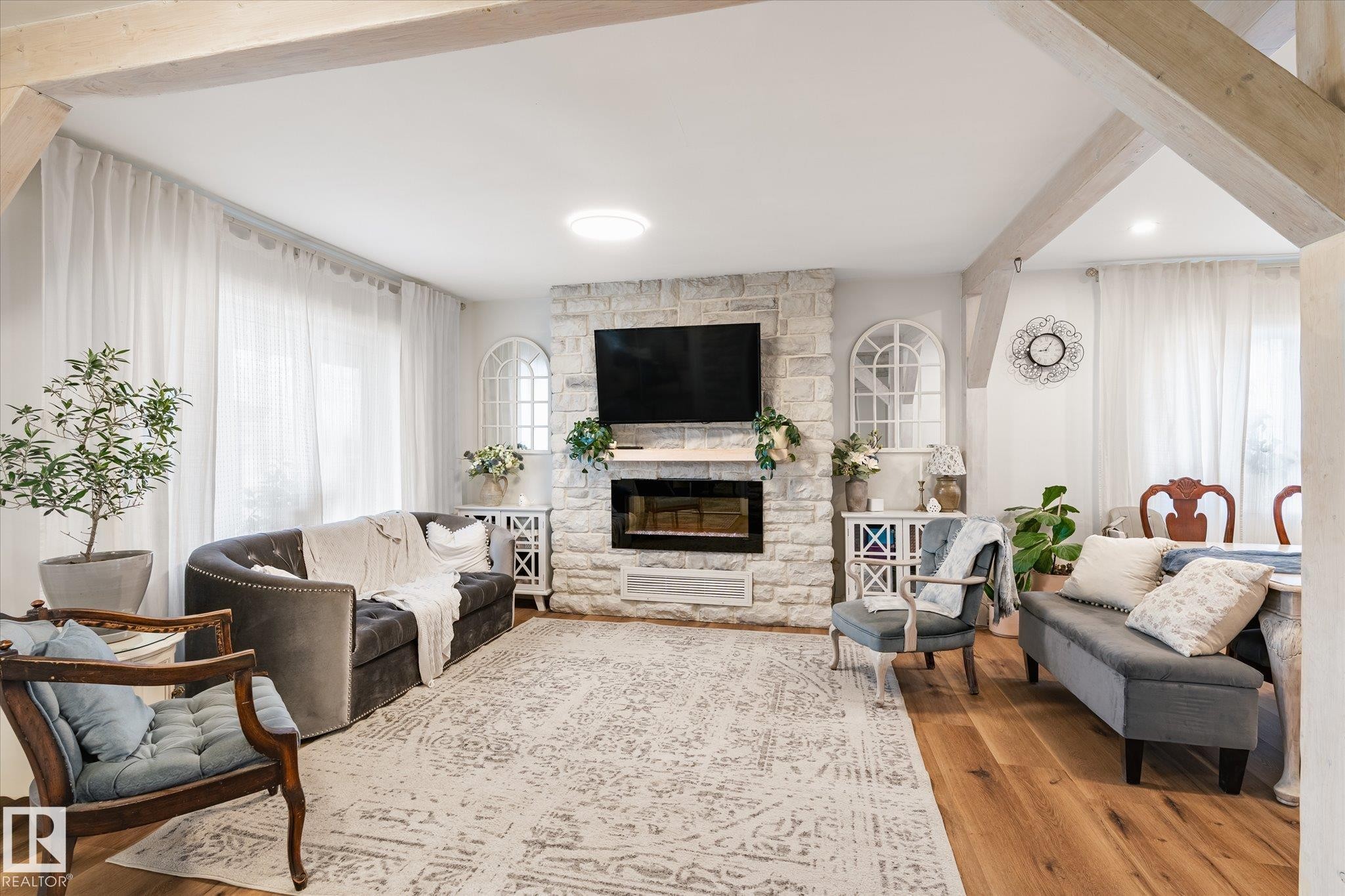 5016 44 Ave, Calmar, AB - Indoor Photo Showing Living Room With Fireplace