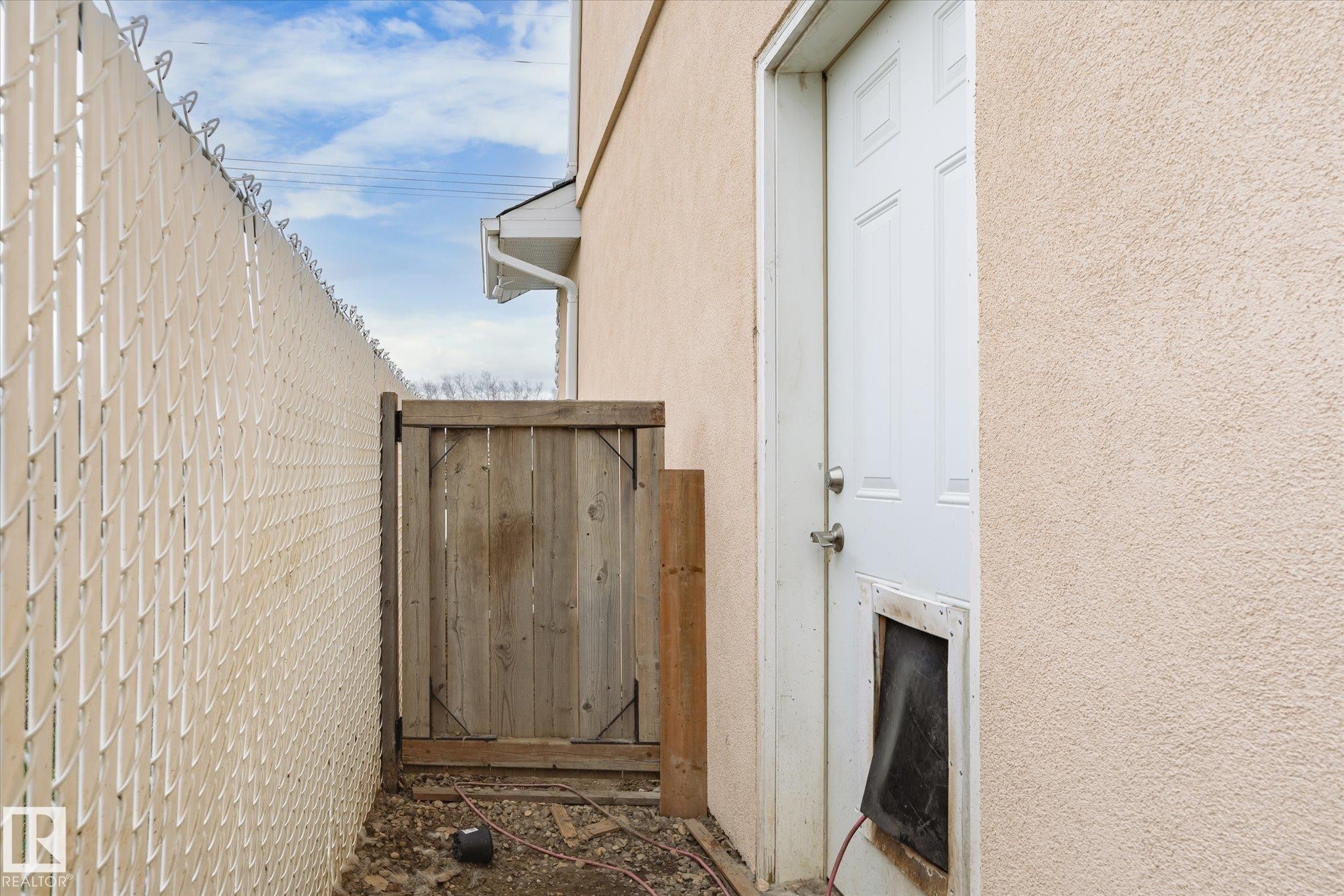 5016 44 Ave, Calmar, AB - Outdoor With Exterior