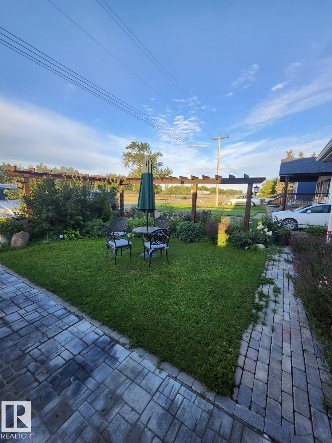 5016 44 Ave, Calmar, AB - Outdoor