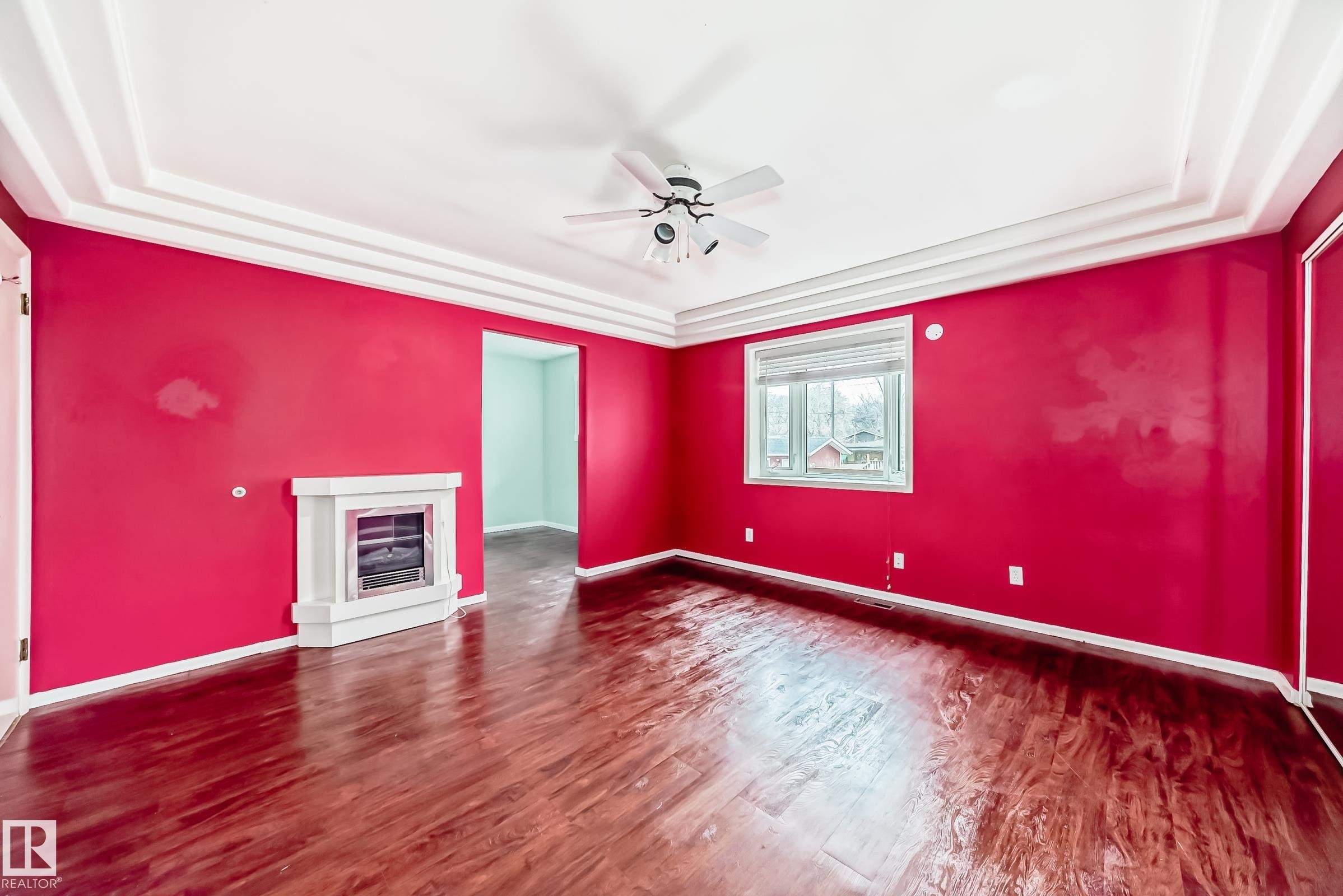 5204 112 Avenue Nw, Edmonton, AB - Indoor Photo Showing Other Room With Fireplace