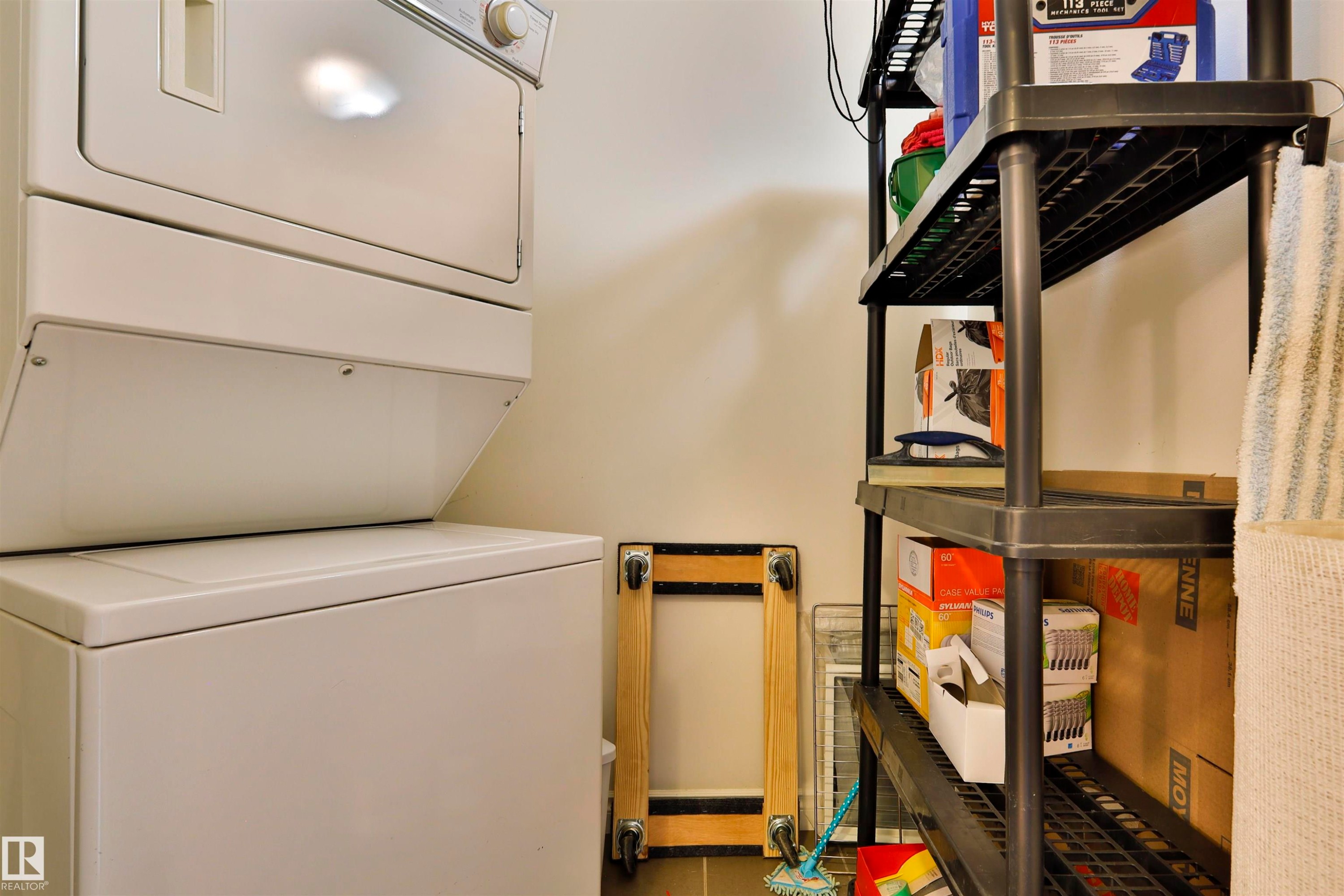 906 9020 Jasper Avenue, Edmonton, AB - Indoor Photo Showing Laundry Room