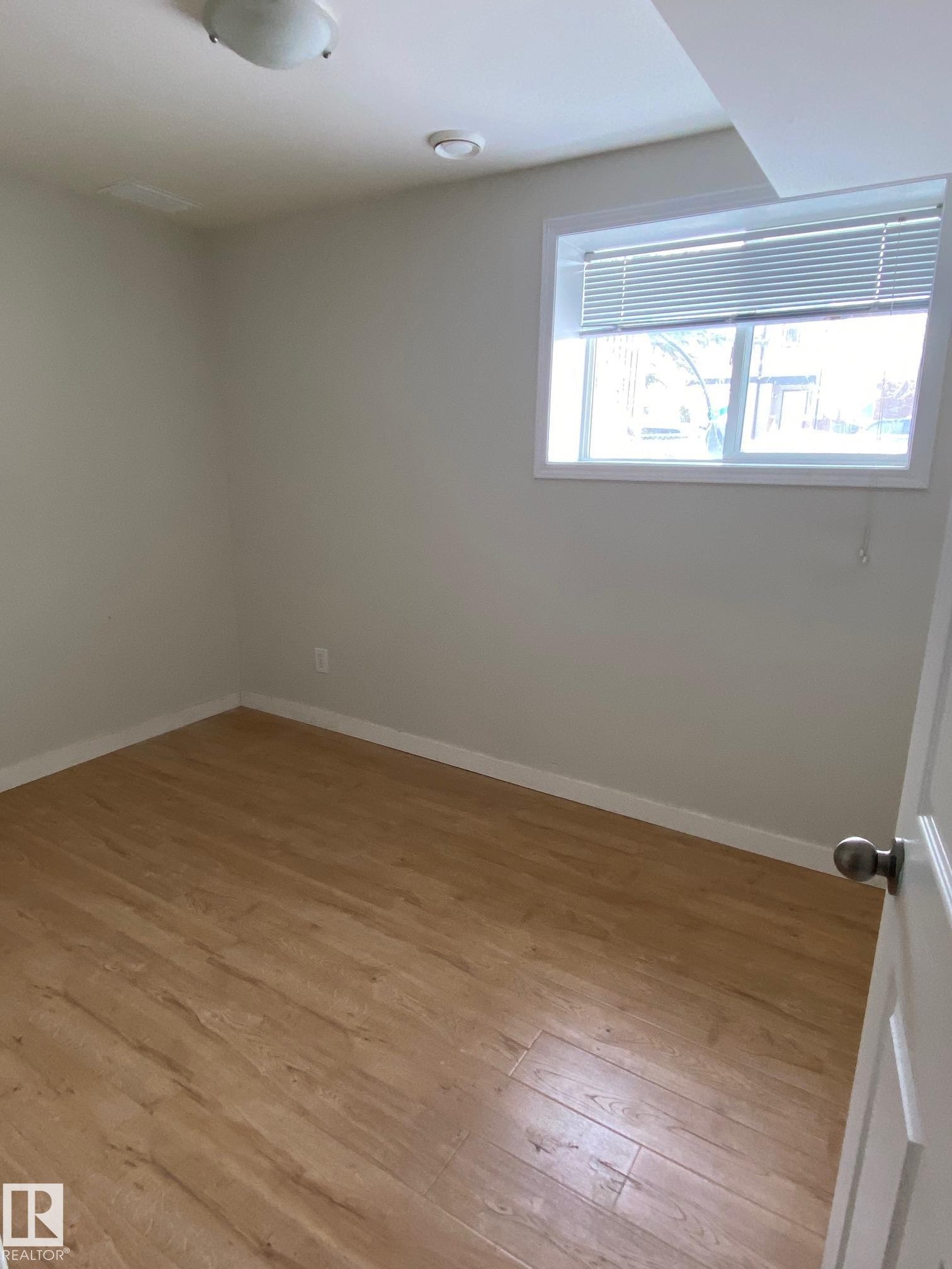 12005 95A Street, Edmonton, AB - Indoor Photo Showing Other Room