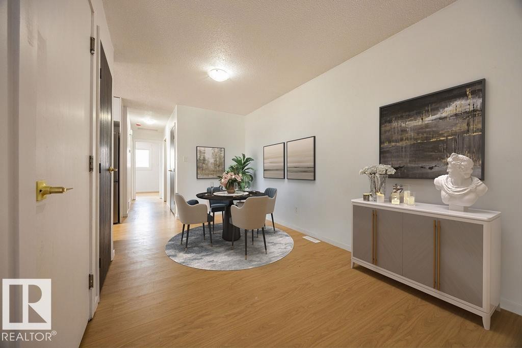12822 123 Street, Edmonton, AB - Indoor