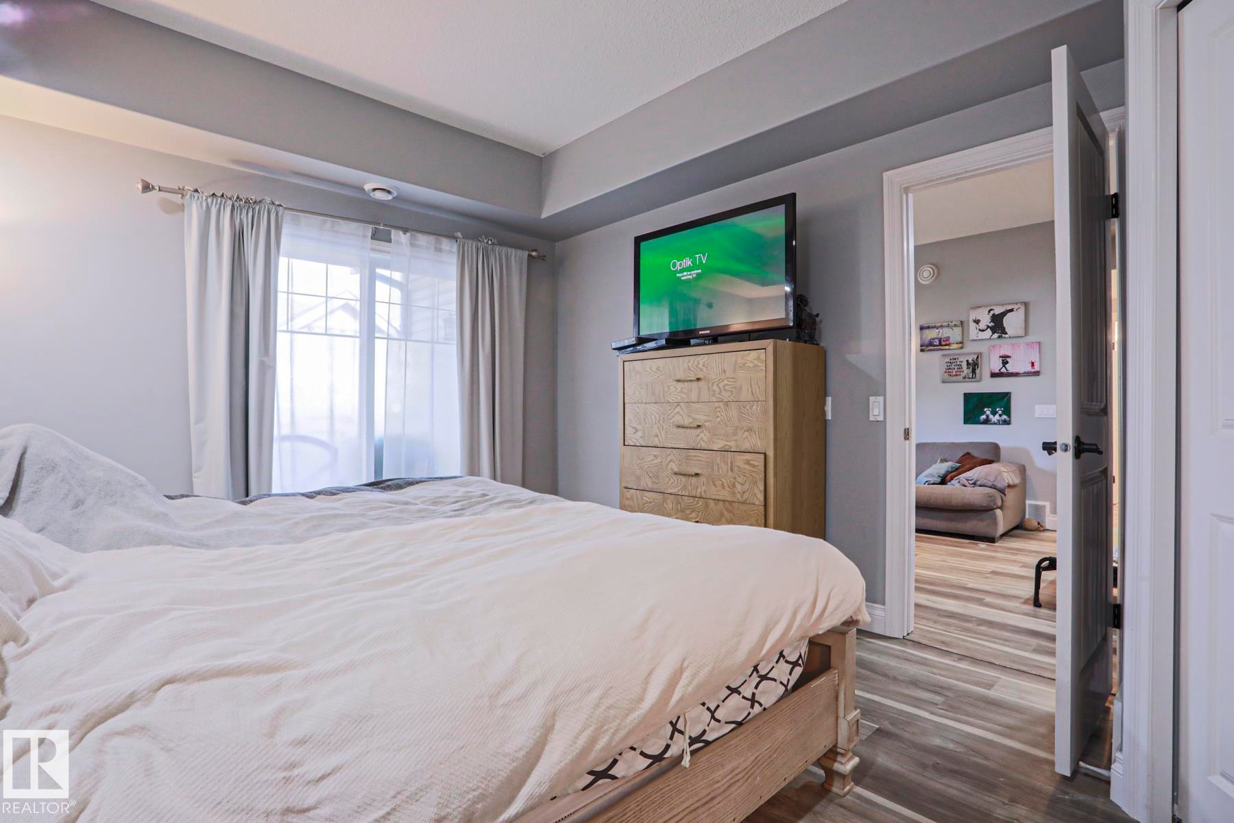 18 2565 Hanna Crescent, Edmonton, AB - Indoor Photo Showing Bedroom