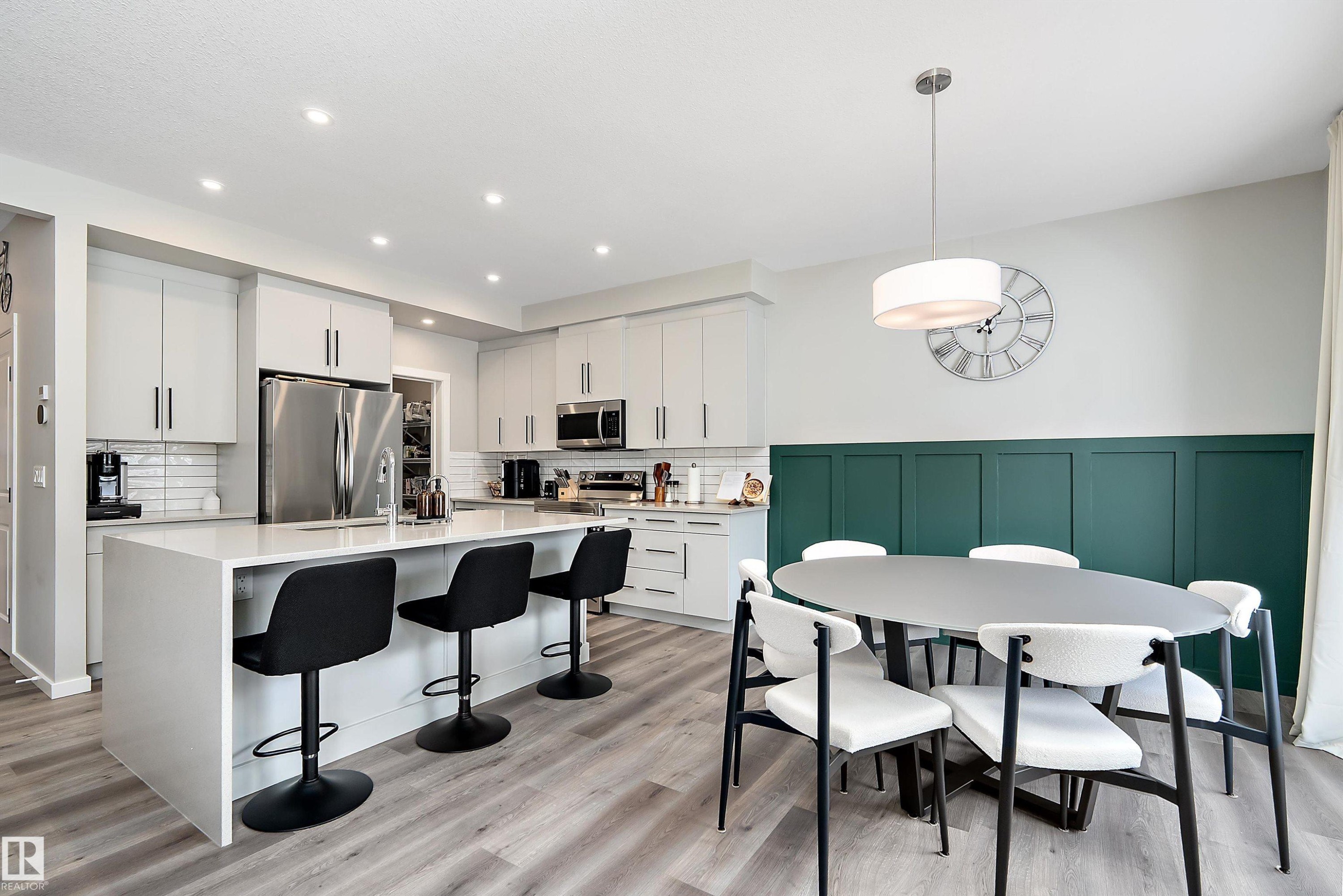 46 Chelles Wynd, St. Albert, AB - Indoor