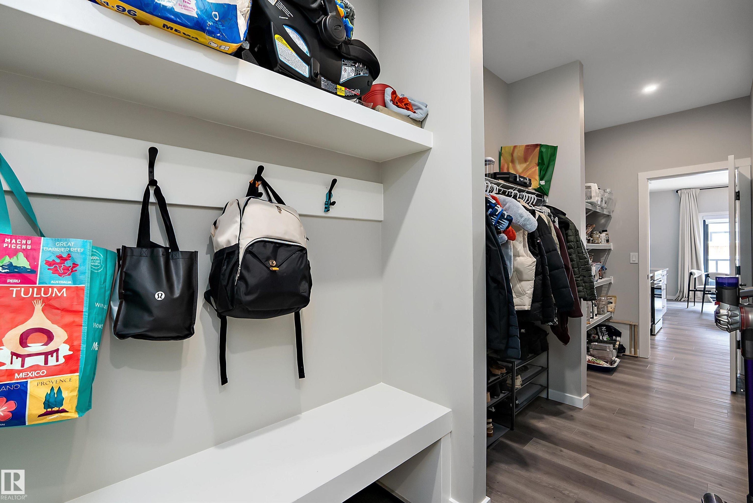 46 Chelles Wynd, St. Albert, AB - Indoor