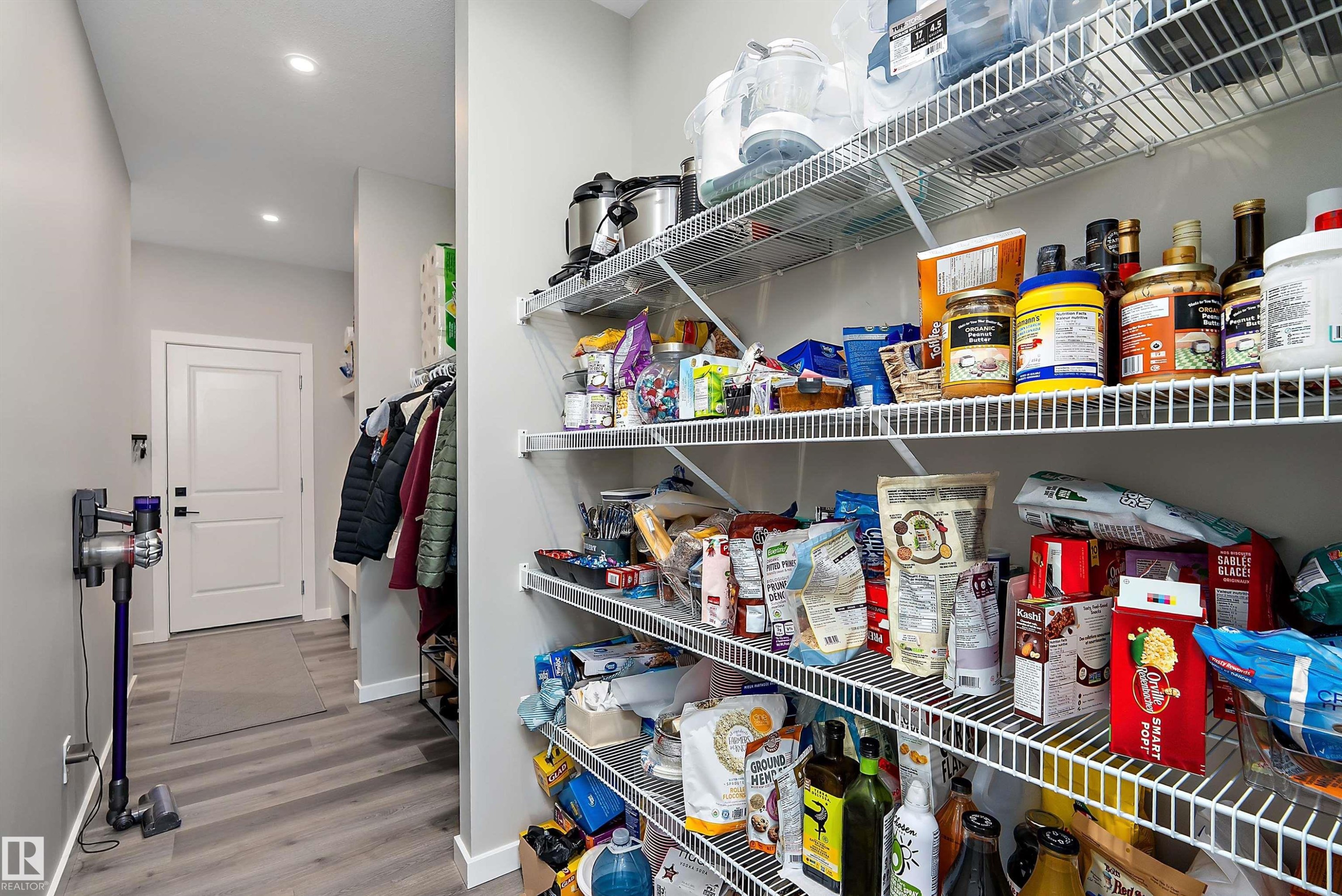 46 Chelles Wynd, St. Albert, AB - Indoor With Storage