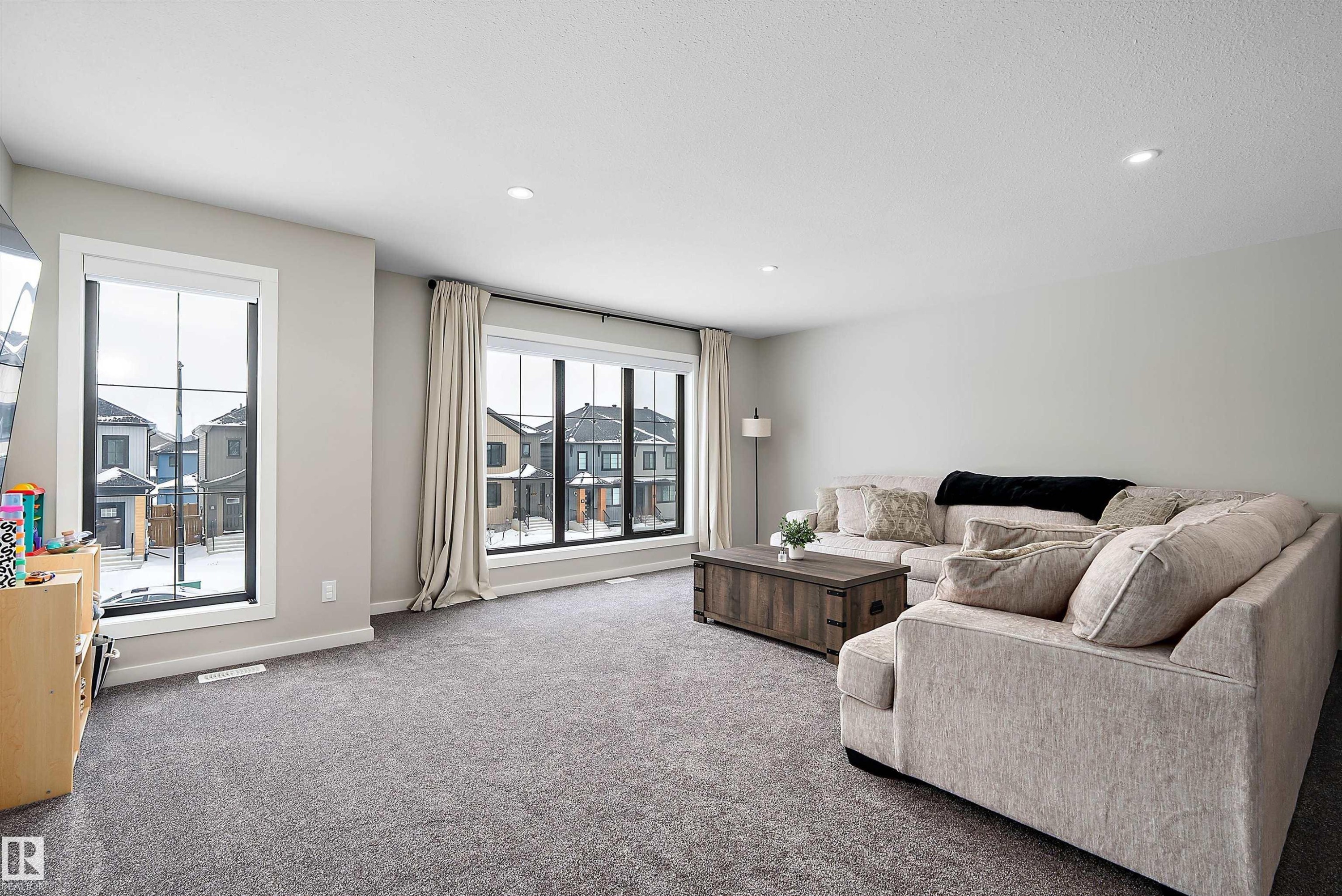 46 Chelles Wynd, St. Albert, AB - Indoor Photo Showing Other Room