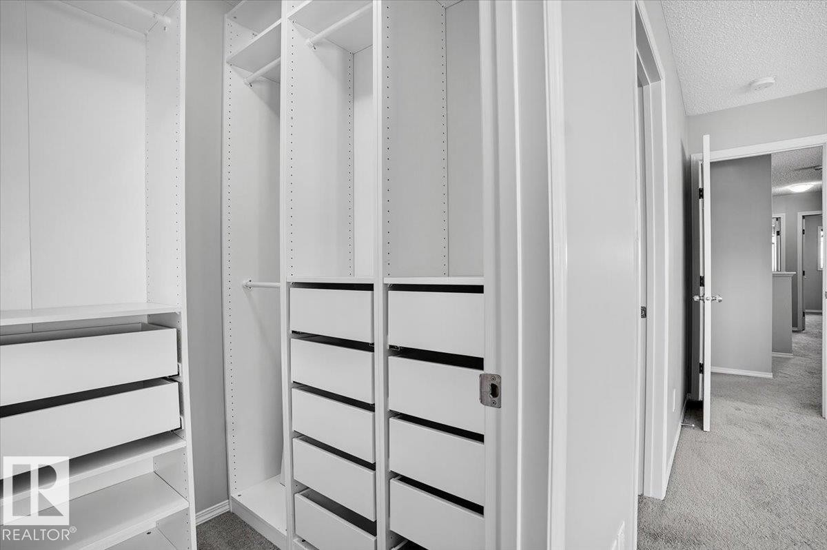 9046 Cooper Link, Edmonton, AB - Indoor