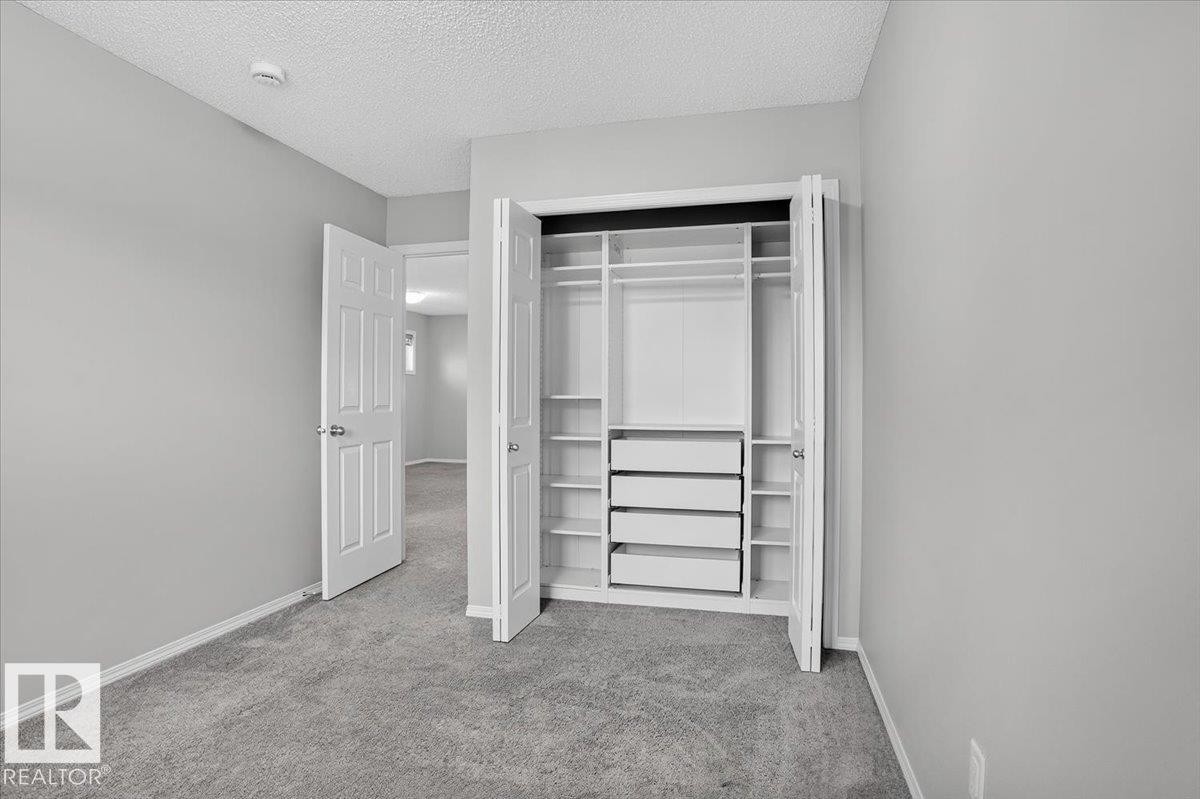 9046 Cooper Link, Edmonton, AB - Indoor Photo Showing Other Room