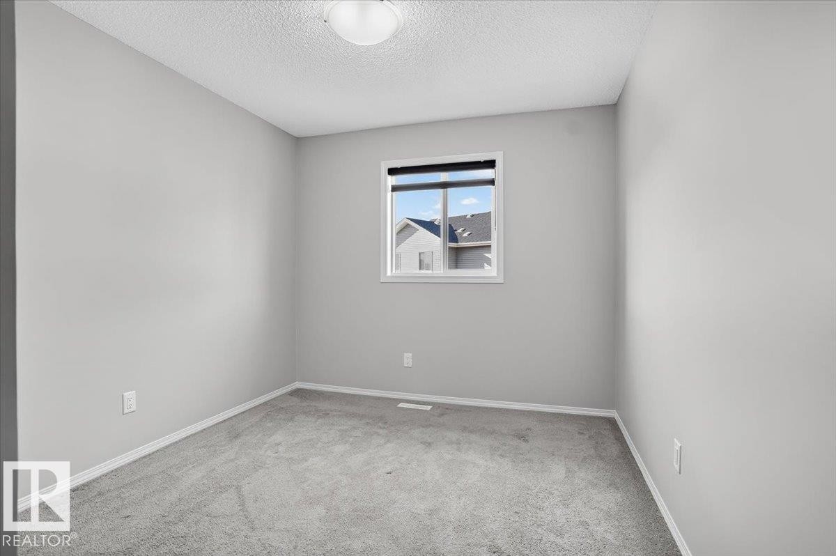 9046 Cooper Link, Edmonton, AB - Indoor Photo Showing Other Room