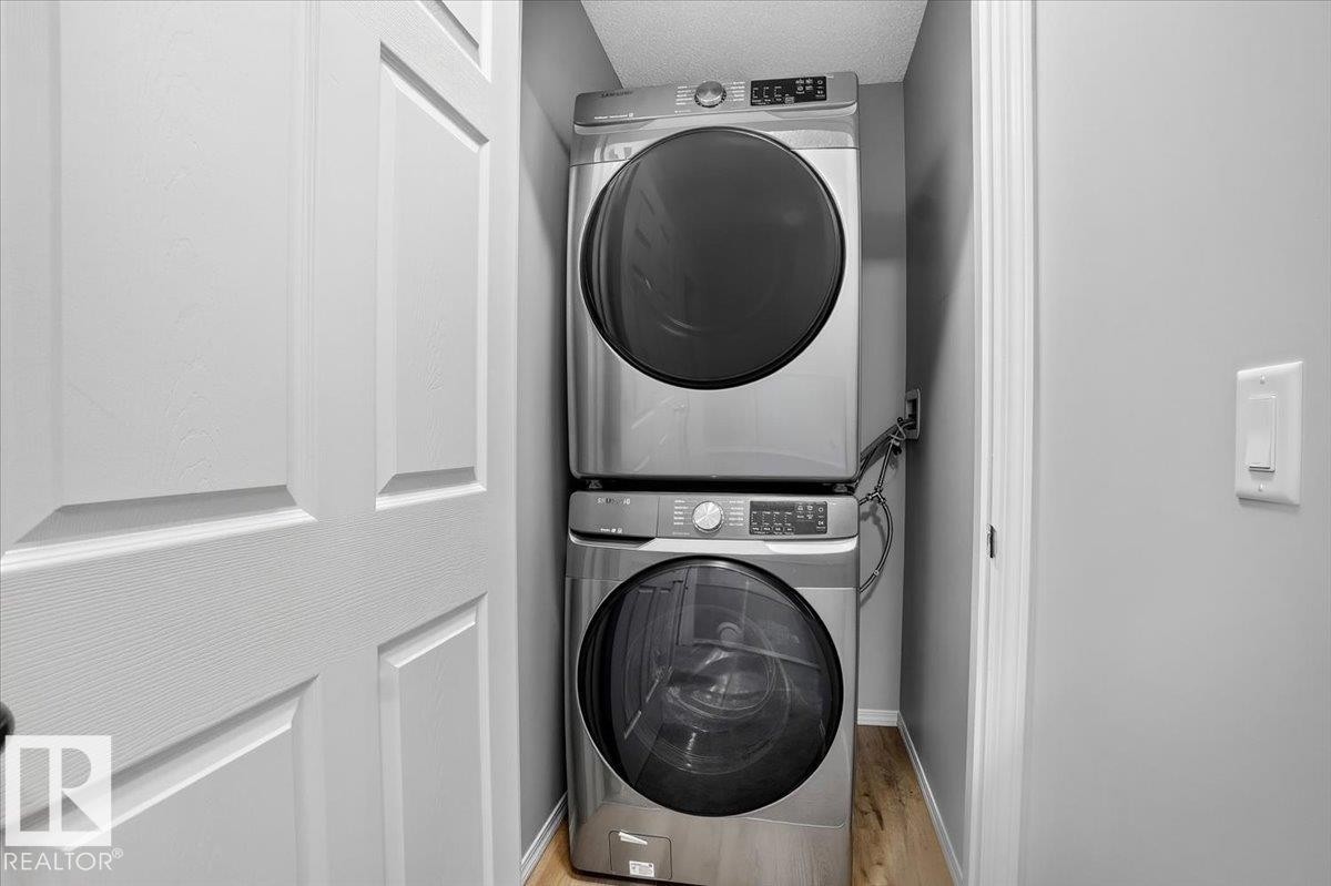 9046 Cooper Link, Edmonton, AB - Indoor Photo Showing Laundry Room