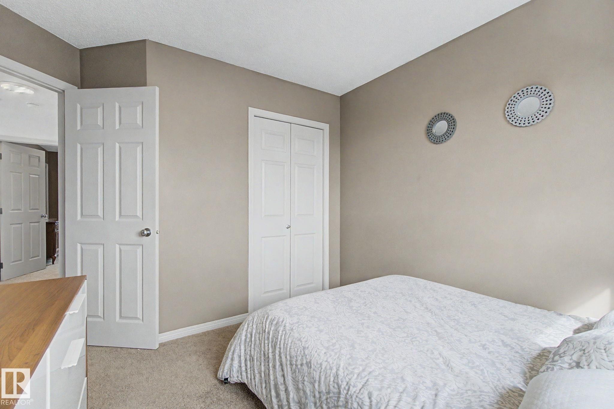 9111 213 Street, Edmonton, AB - Indoor Photo Showing Bedroom