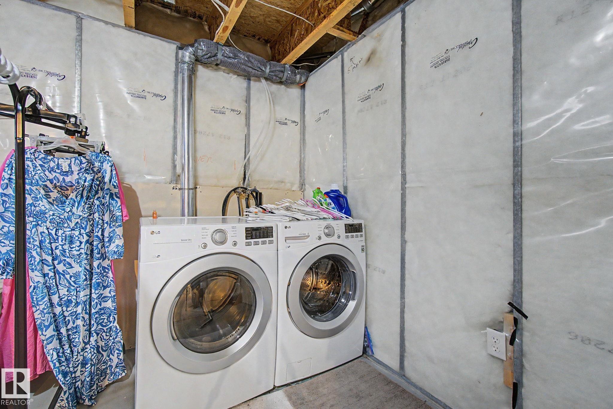 9111 213 Street, Edmonton, AB - Indoor Photo Showing Laundry Room