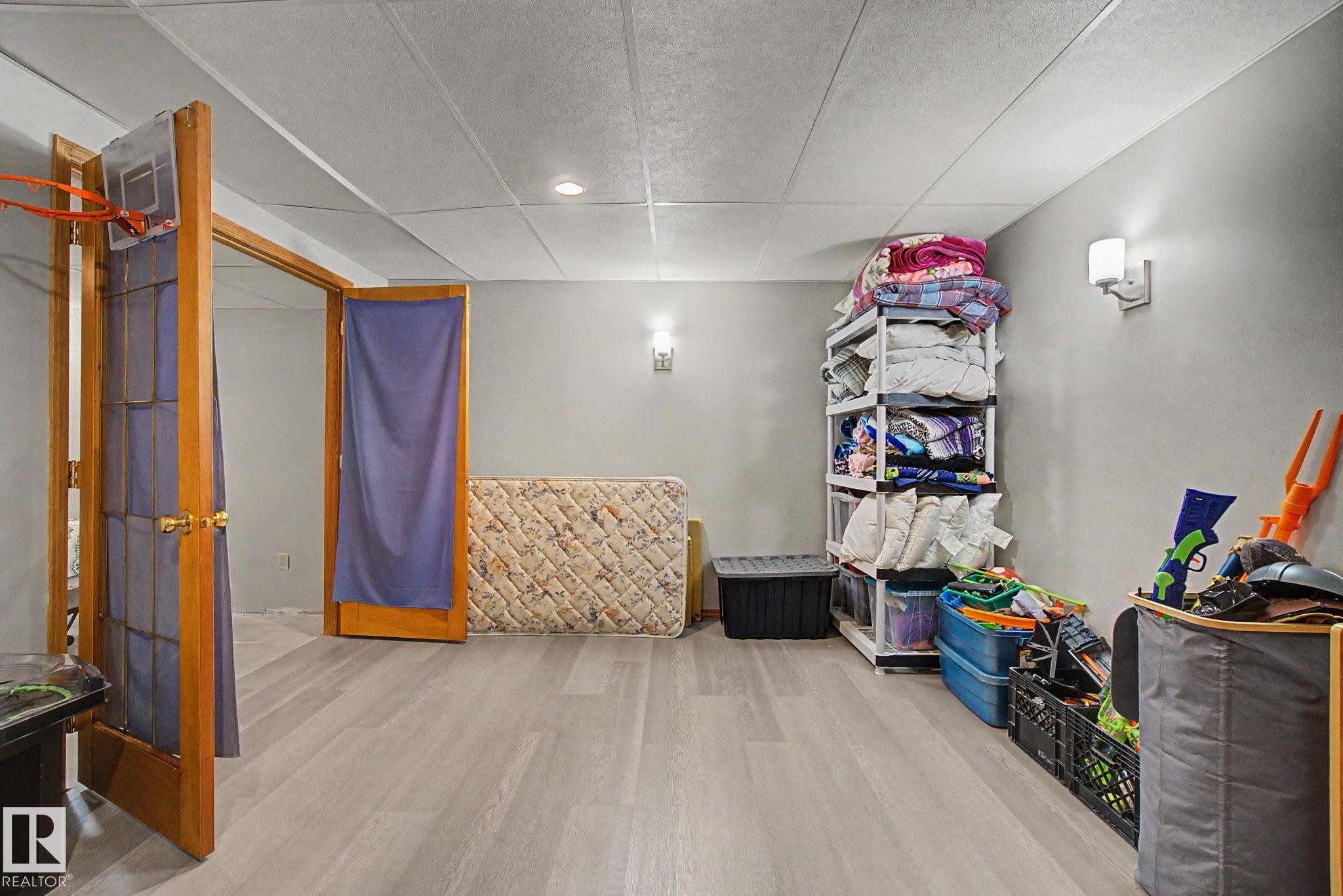 141 5 Aberdeen Way, Stony Plain, AB - Indoor