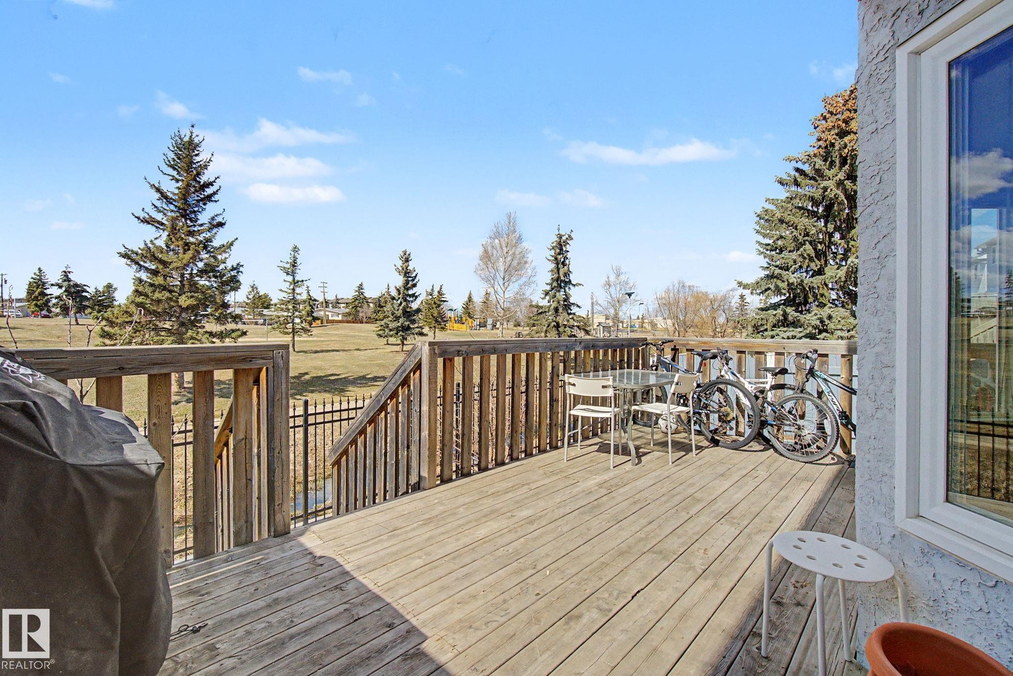 141 5 Aberdeen Way, Stony Plain, AB - Outdoor With Deck Patio Veranda With Exterior