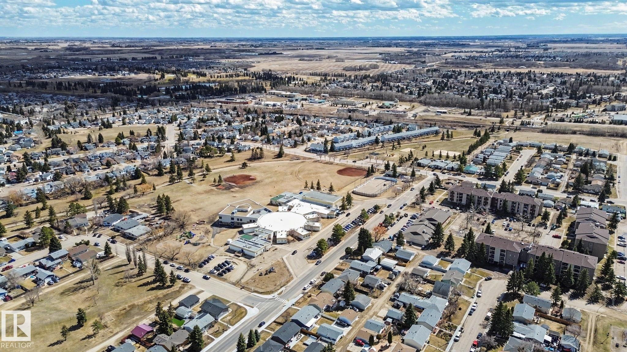 141 5 Aberdeen Way, Stony Plain, AB - Outdoor With View